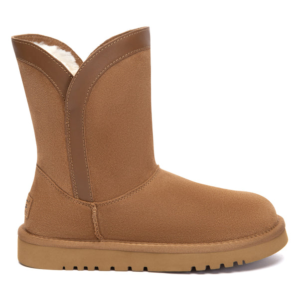 V Short Classic UGG Boots