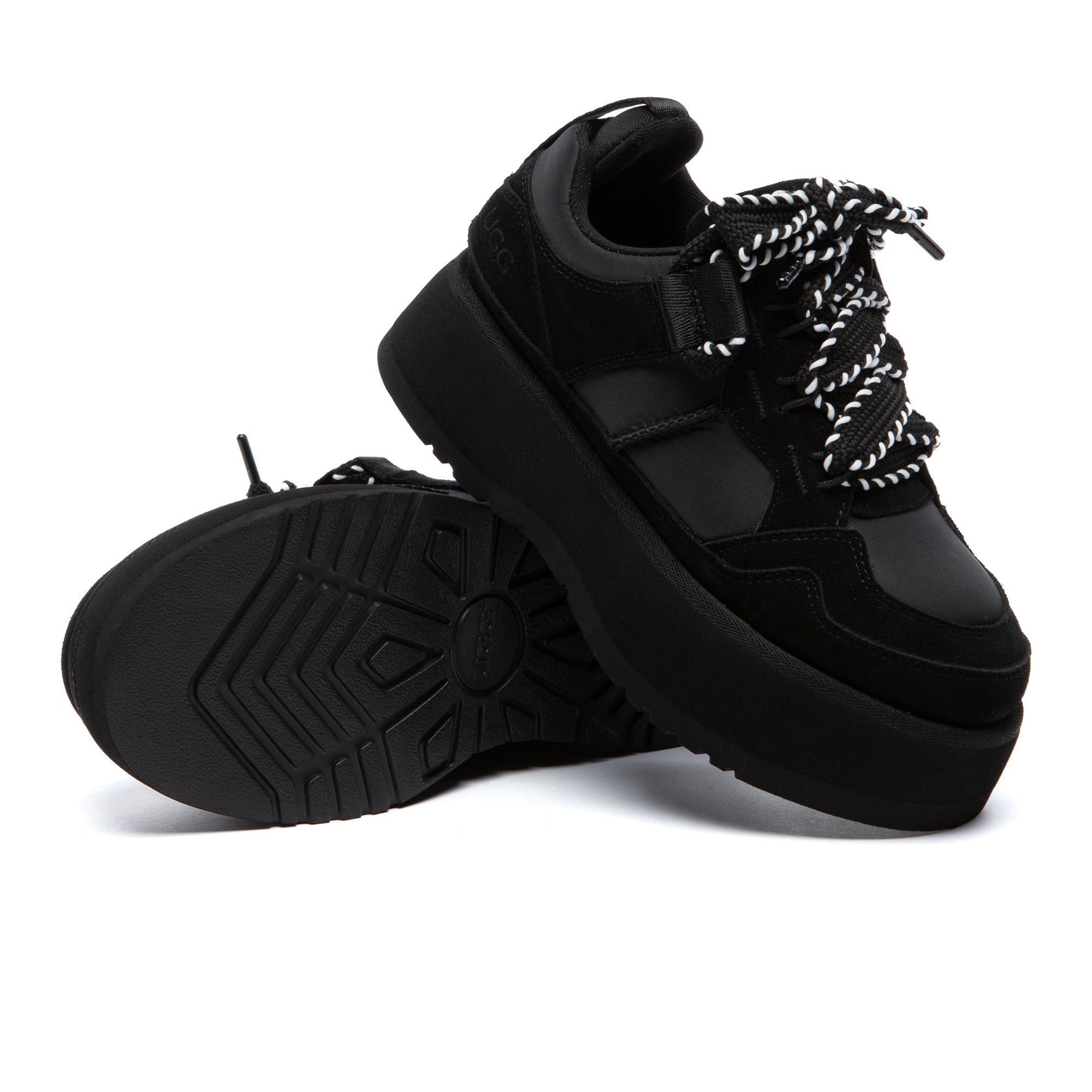 EverUgg Lowemel Platform UGG sneaker showcasing beige suede material, chunky sole, and stylish design.