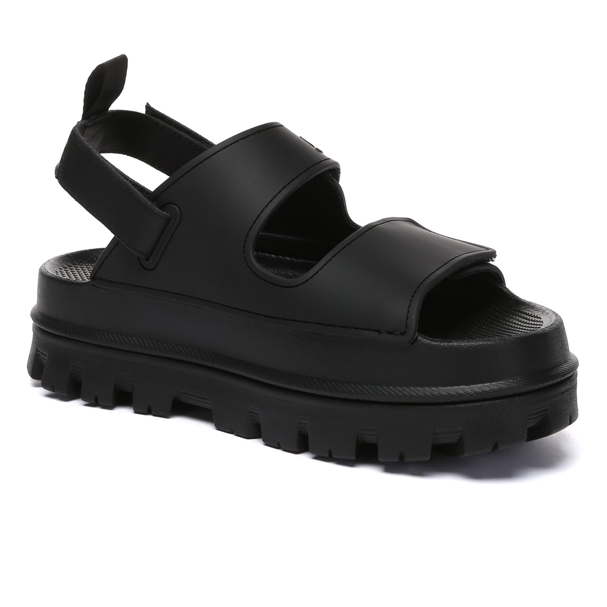 EverUgg Bea chunky UGG platform sandals with thick soles and open toes, featuring tan straps for women’s casual summer wear.