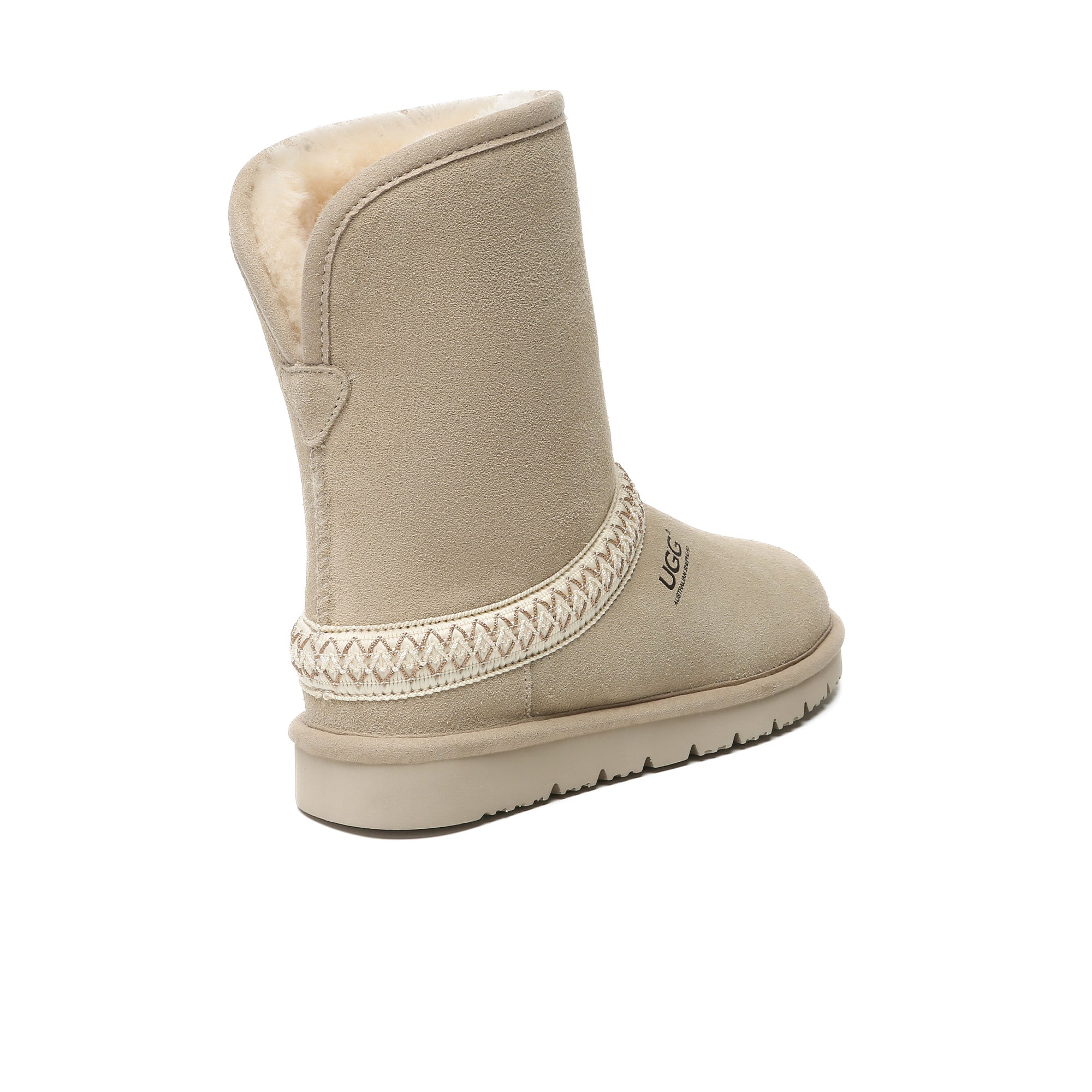 EverUgg Bohemian knitted UGG short classic boots for women, featuring cozy knit design and soft suede exterior.