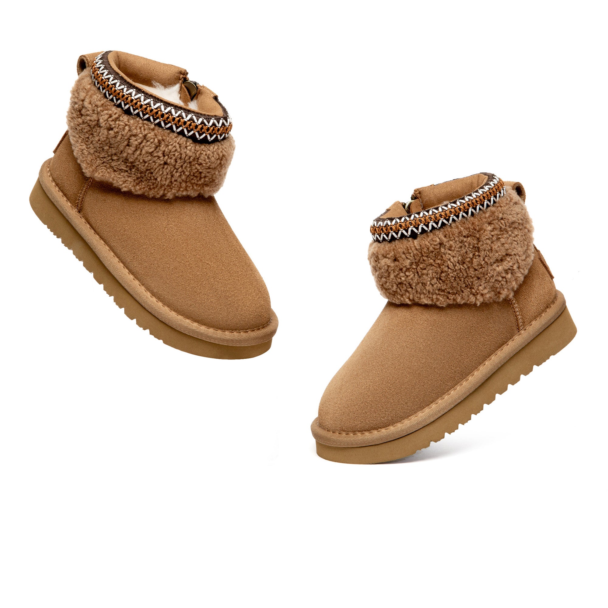 EverUgg Brunel furry collar kids UGG boots with plush lining and ankle height, perfect for cozy winter wear.