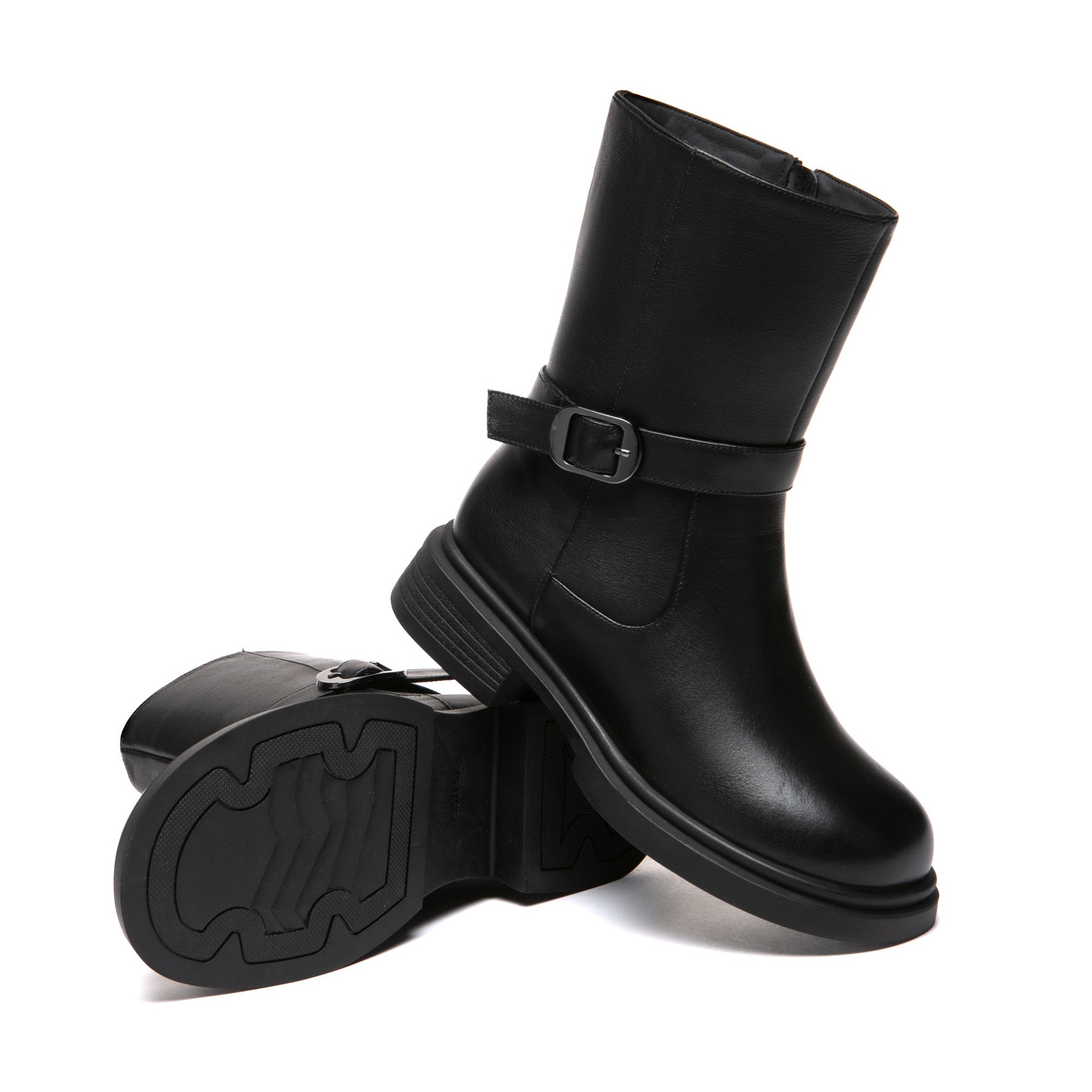 EverUgg Buckle Leather Short UGG Boots with buckle strap and smooth leather finish, stylish and comfortable for casual wear.