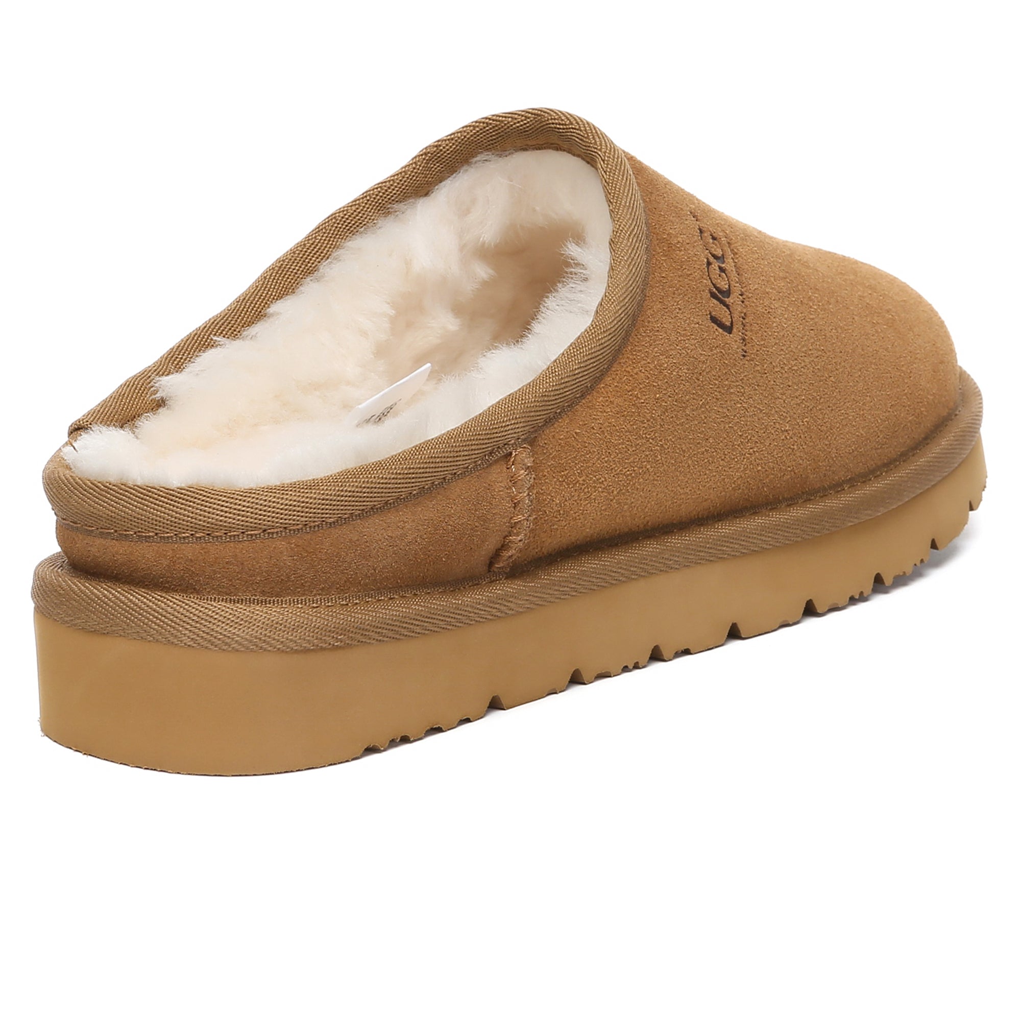 EverUgg Nano Classic UGG slippers for women, soft slip-on shoes with cozy sheepskin lining and durable suede exterior.