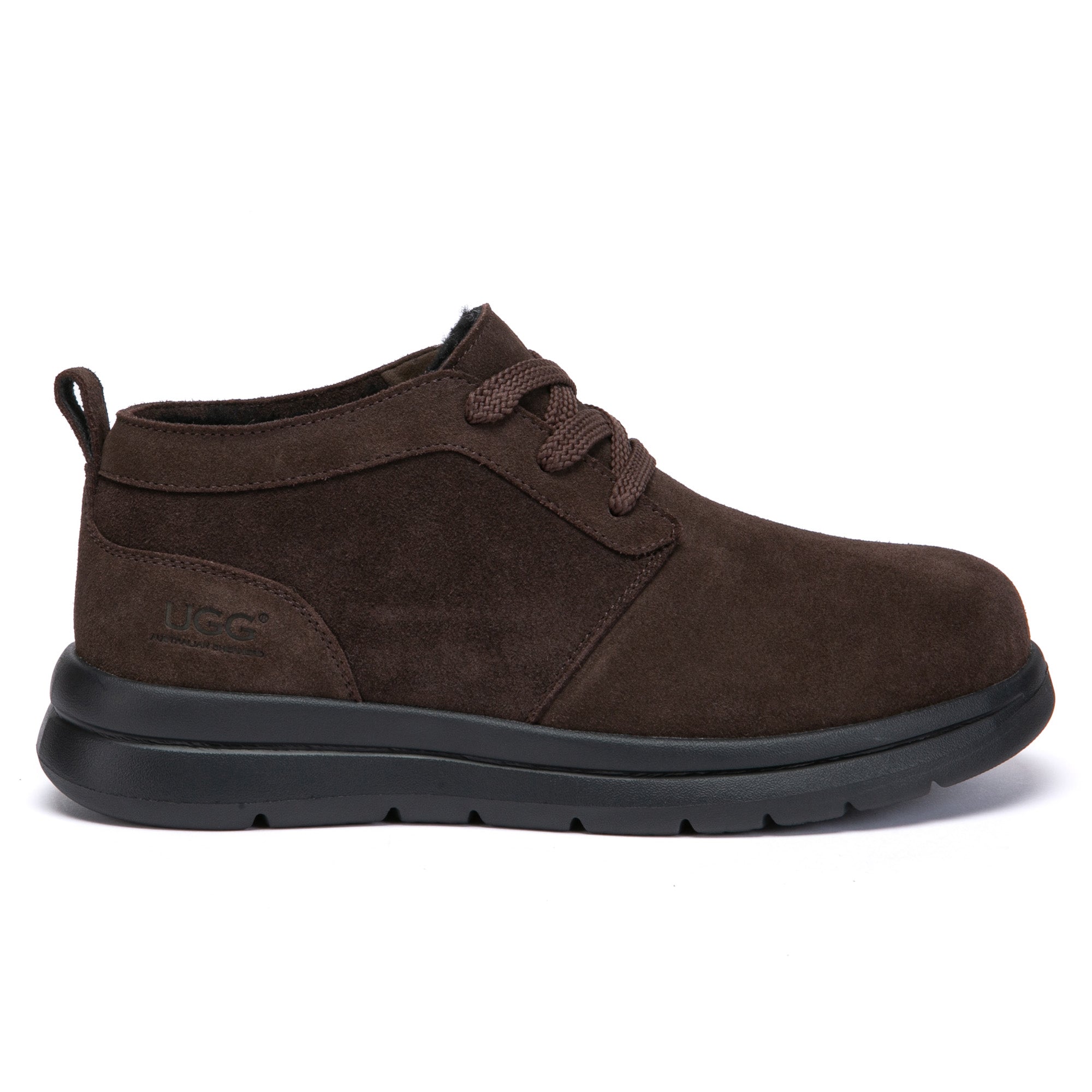 EverUgg classic men's lace-up sneakers, stylish casual shoes with white laces and comfortable rubber soles.