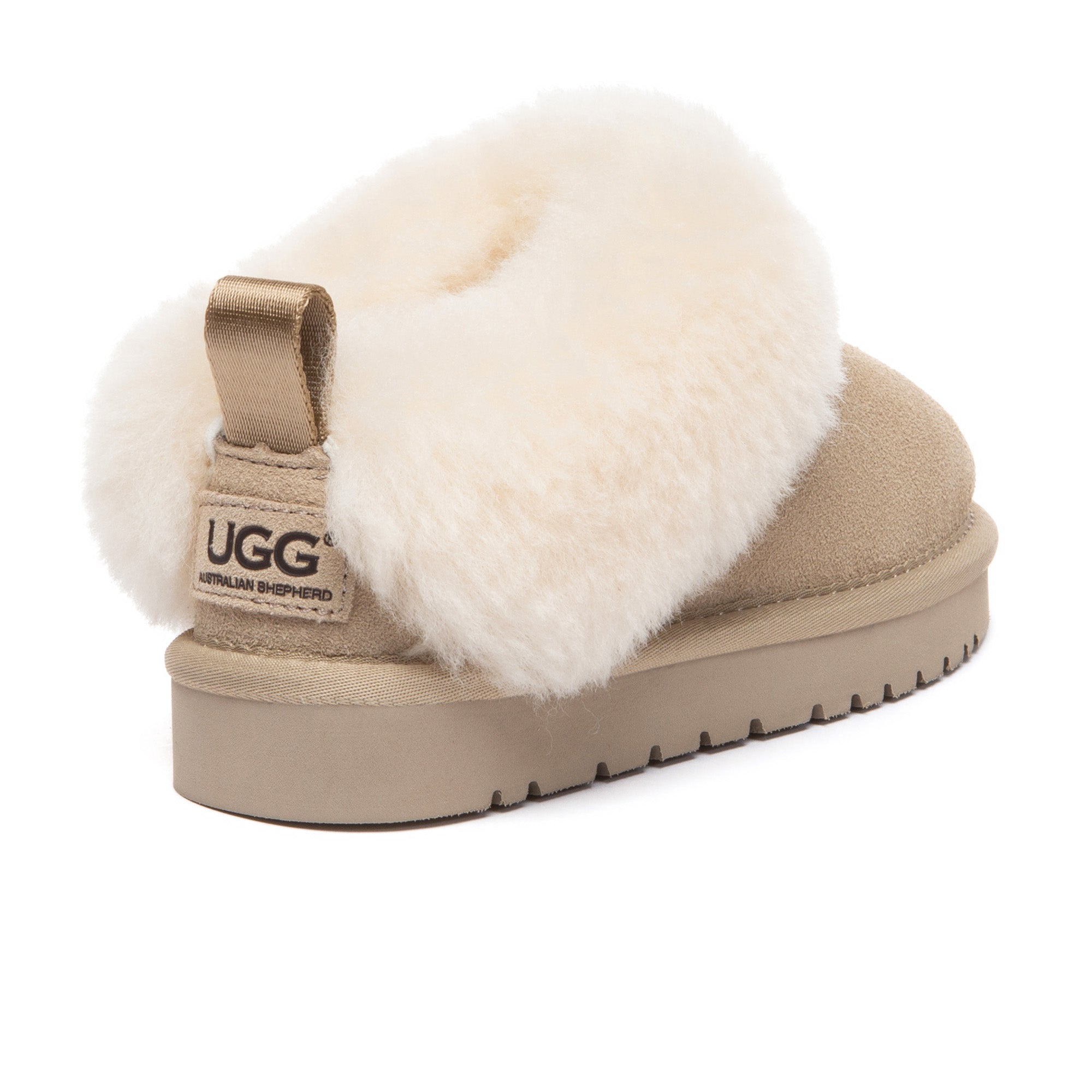 Kids' collar ankle slippers by EverUgg featuring soft material and cozy design, perfect for comfortable indoor wear.