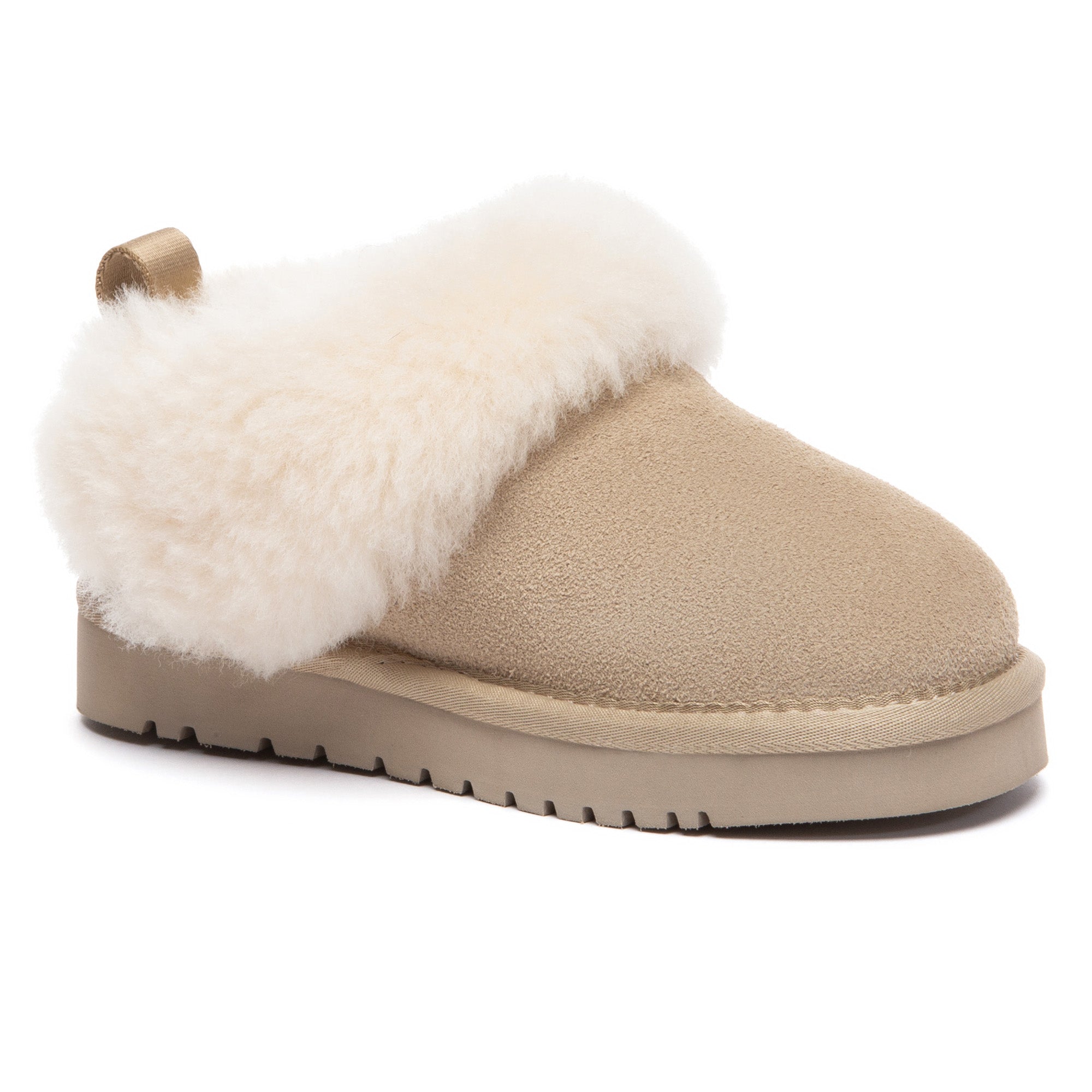 Kids' collar ankle slippers by EverUgg featuring soft slippers with a cozy collar and ankle design in plush material.