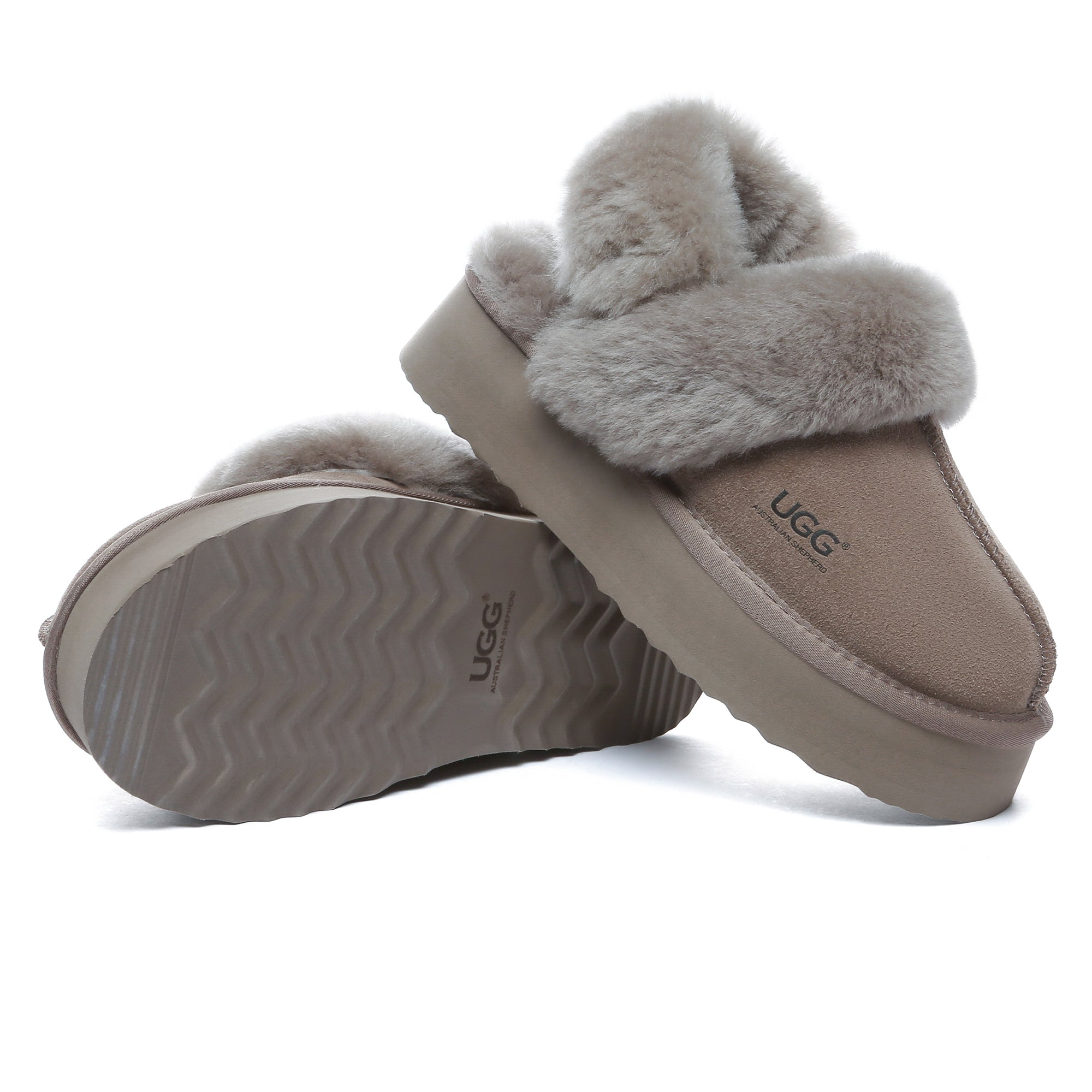 EverUgg Dua Straps UGG platform slippers for women with dual strap design and elevated sole, comfortable slip-on footwear.