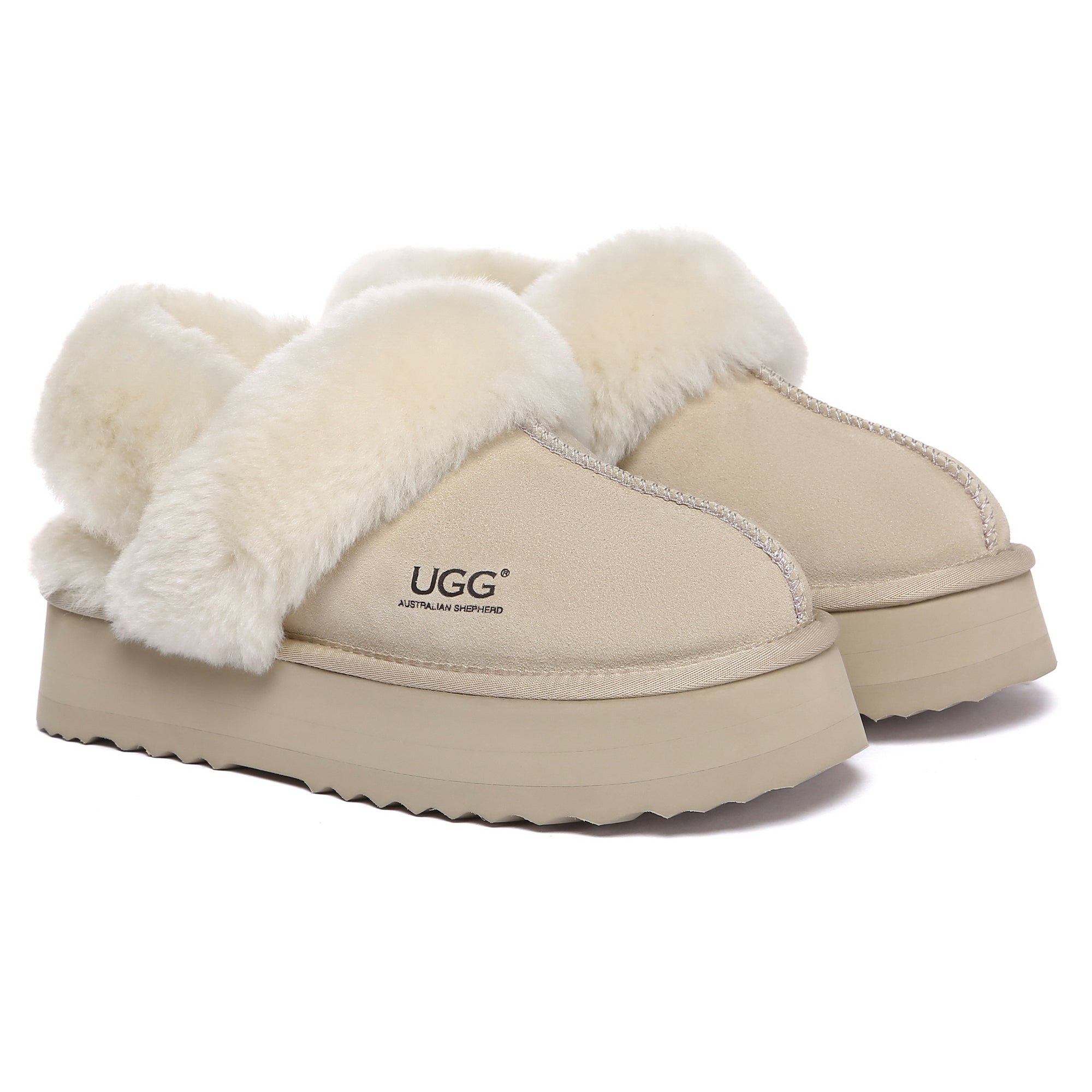 EverUgg Dua Straps UGG platform slippers for women with cushioned soles and stylish strap design.