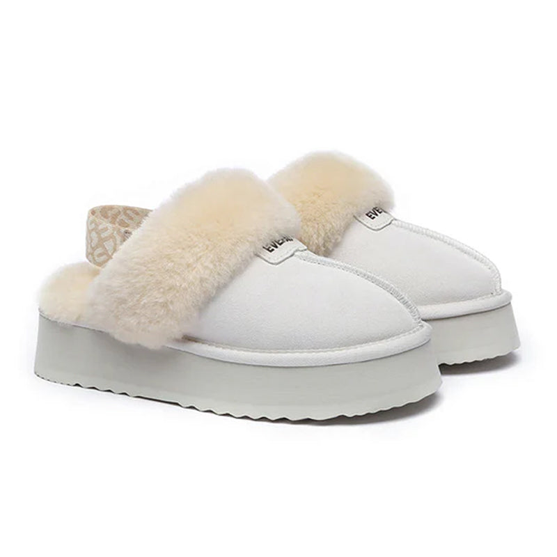 White EverUgg Kirra Platform slippers featuring a thick sole and comfortable slip-on design.