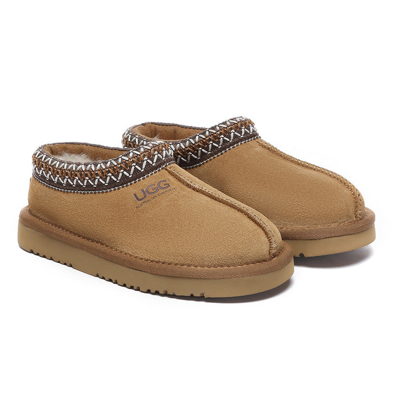 EverUgg Koori Kids UGG slippers featuring soft shearling lining and cozy design, perfect for comfortable kids' footwear.