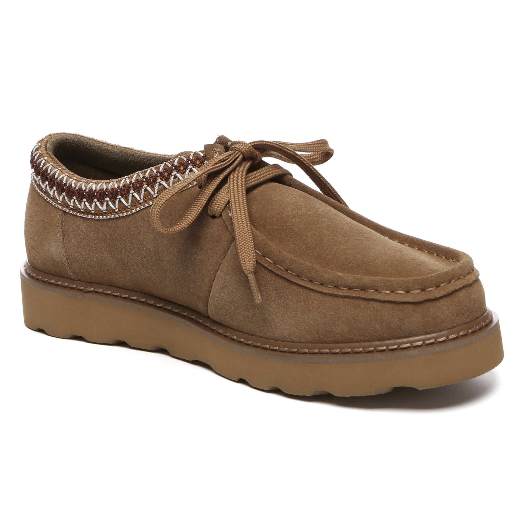 Men's leather Kenzie lace-up casual shoes by EverUgg, featuring a sleek design and classic lace-up closure.