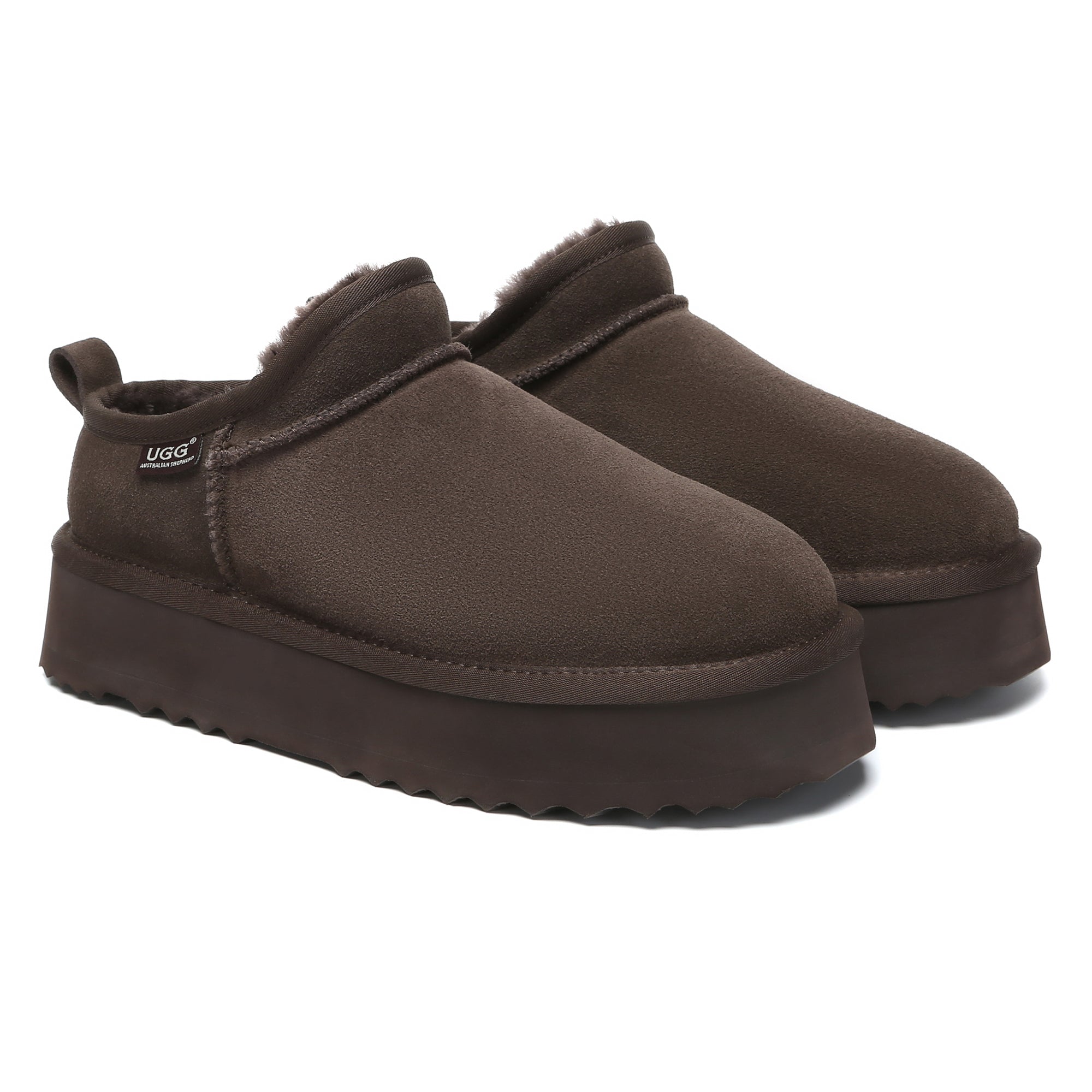 EverUgg Nano Classic Ankle UGG platform boots for women with a cozy sheepskin lining and trendy design.