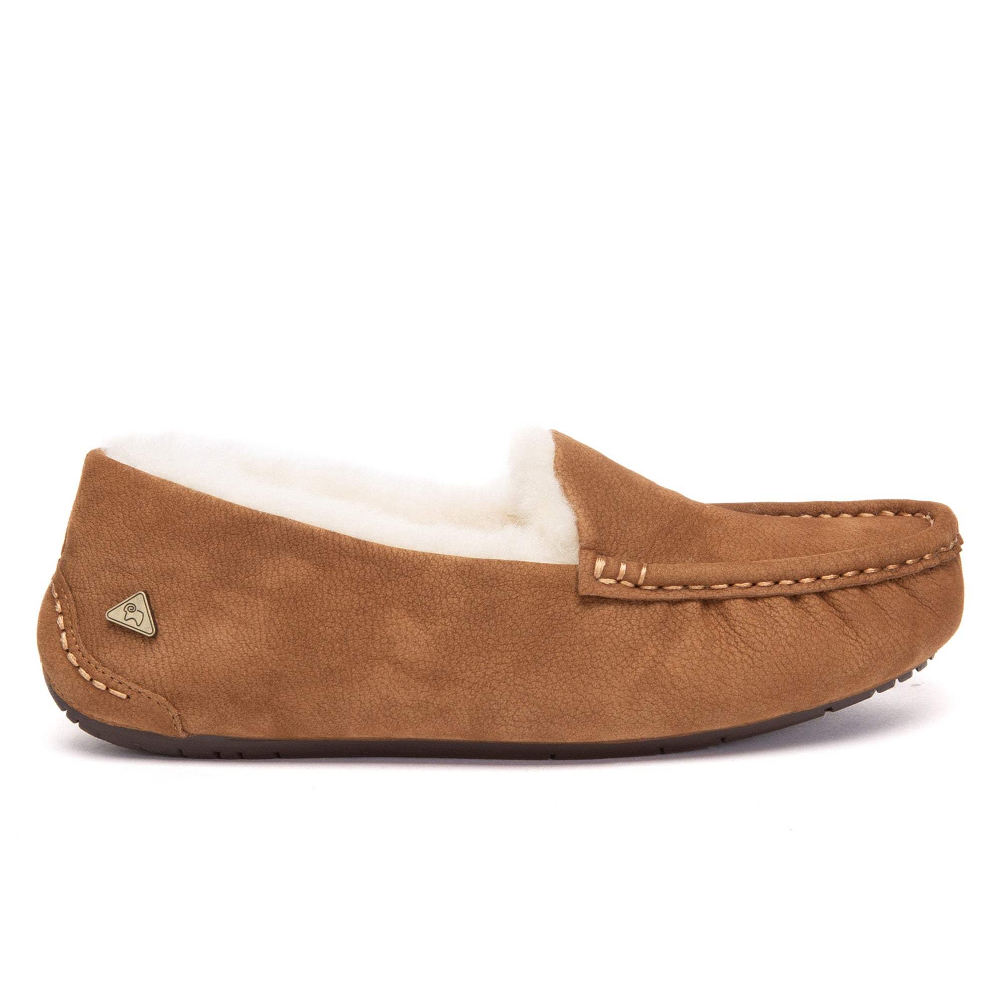 EverUgg Piele Moccasin slippers featuring soft leather, comfortable moccasin design, and cozy interior for casual wear.