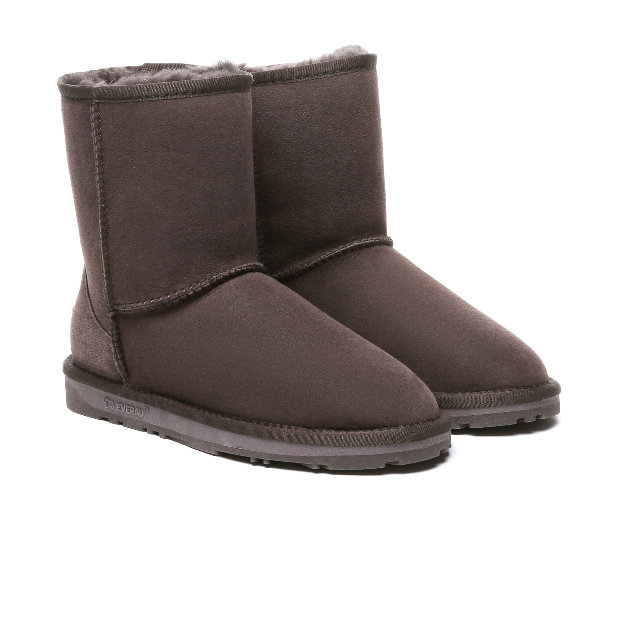 EverUgg premium short classic sheepskin UGG boots for women, featuring soft sheepskin lining and cozy design.