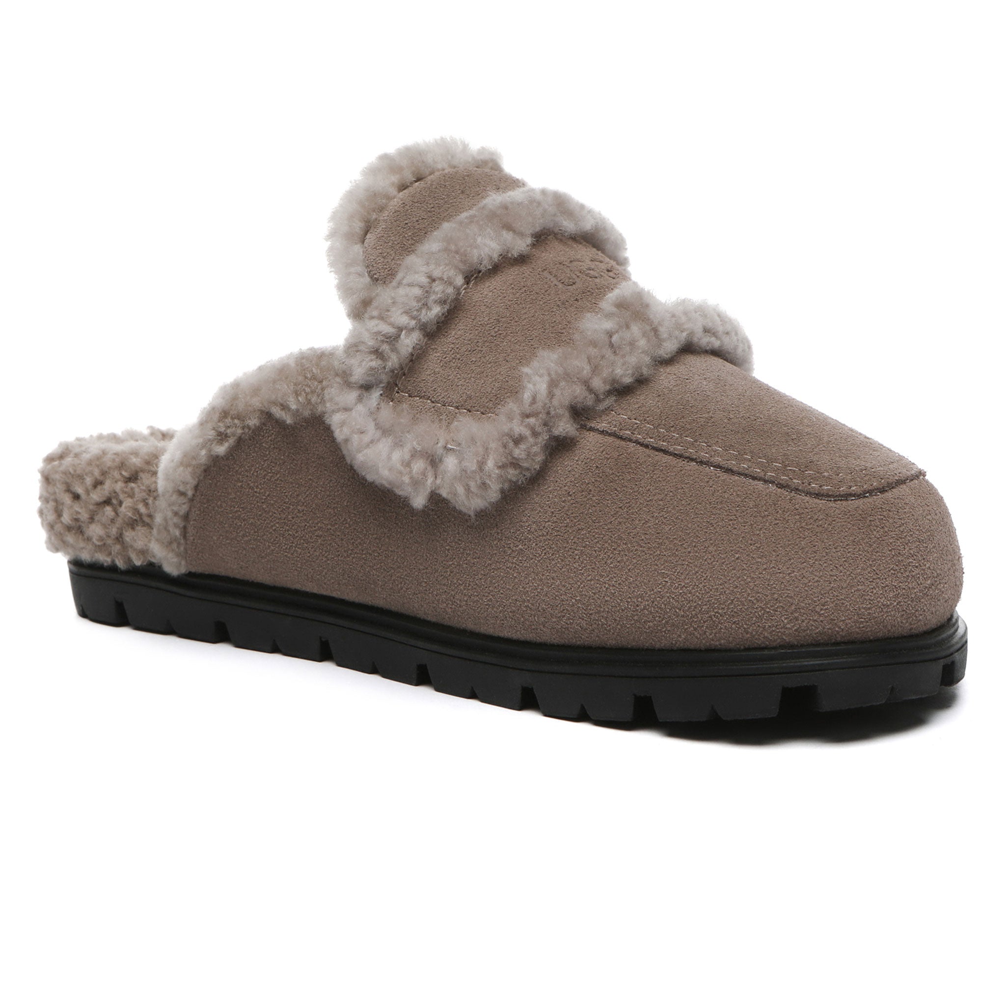 EverUgg Rome Shearling Premium UGG slippers in brown, showcasing cozy shearling-lined open-toe sandals for comfortable indoor wear.