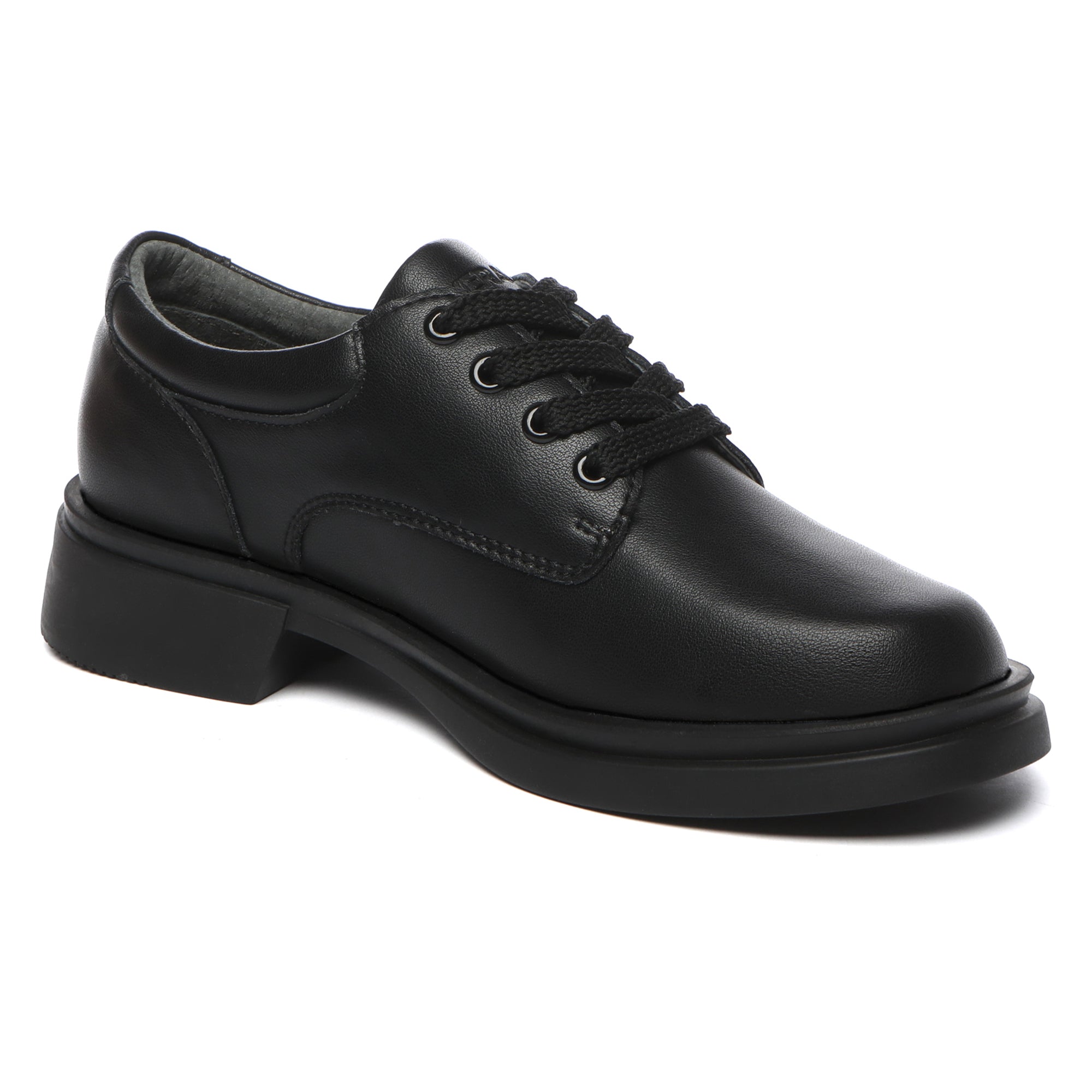 EverUgg senior lace-up school shoes for kids, featuring classic design and durable leather uppers for everyday school wear.