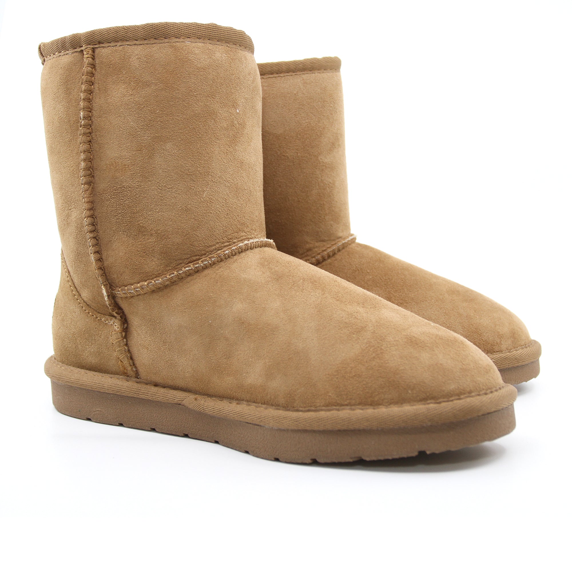Snuggyz premium short classic UGG boots for women, Australian-made with soft sheepskin and cozy interior in chestnut color.