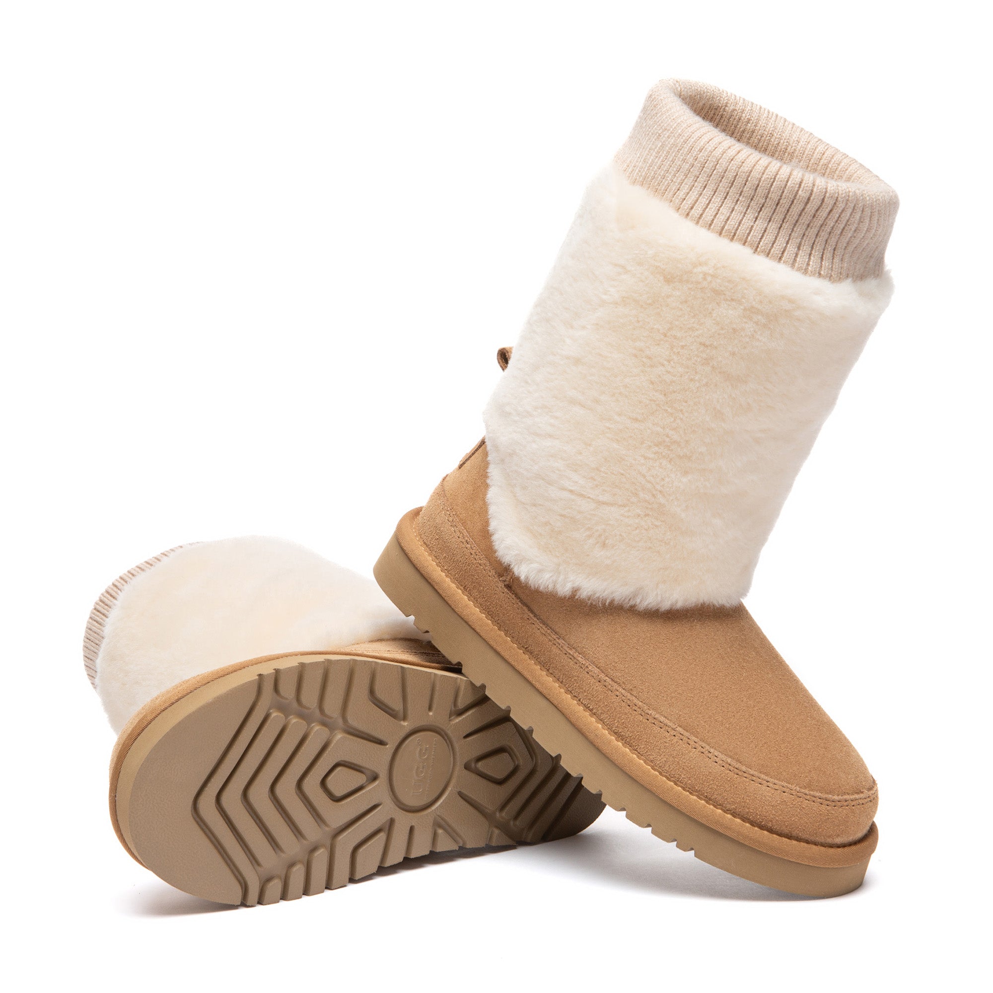 EverUgg stretchy short UGG boots featuring soft suede material and cozy fur lining, perfect for casual wear.