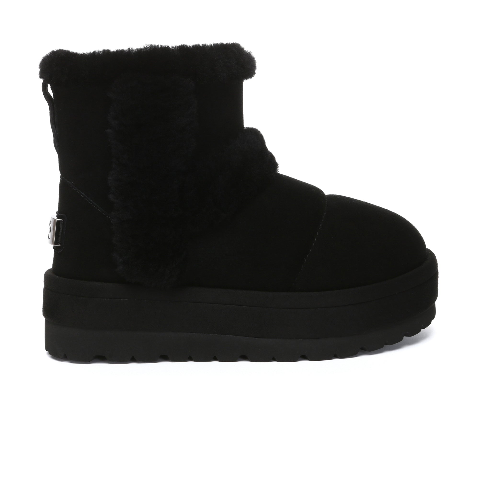 EverUgg UGG Premium Platform Shearling Fur Boots for women, featuring soft shearling lining and stylish platform design.