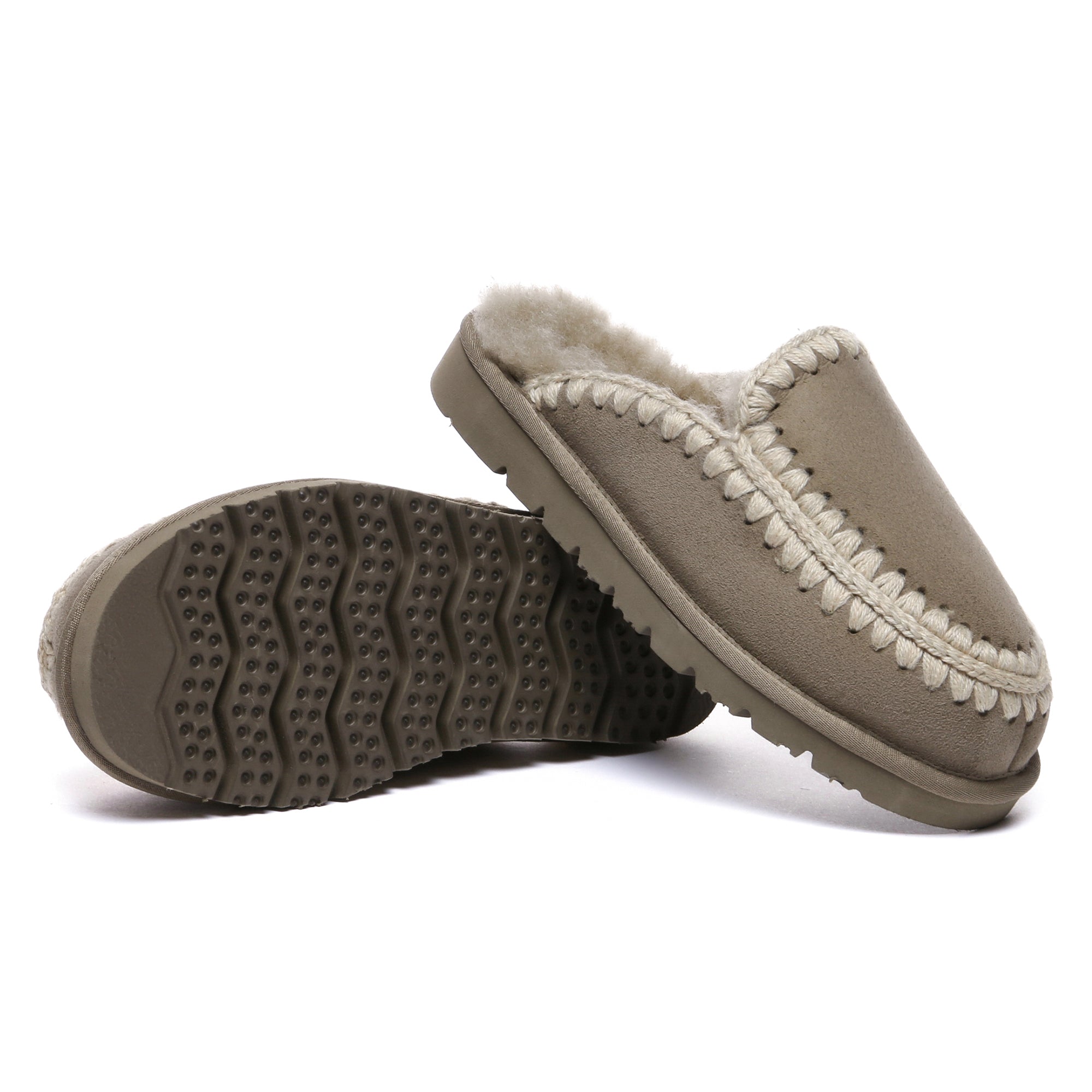 EverUgg UGG Sophie crocheted slippers for women, featuring a cozy design and open-toe style perfect for summer wear.