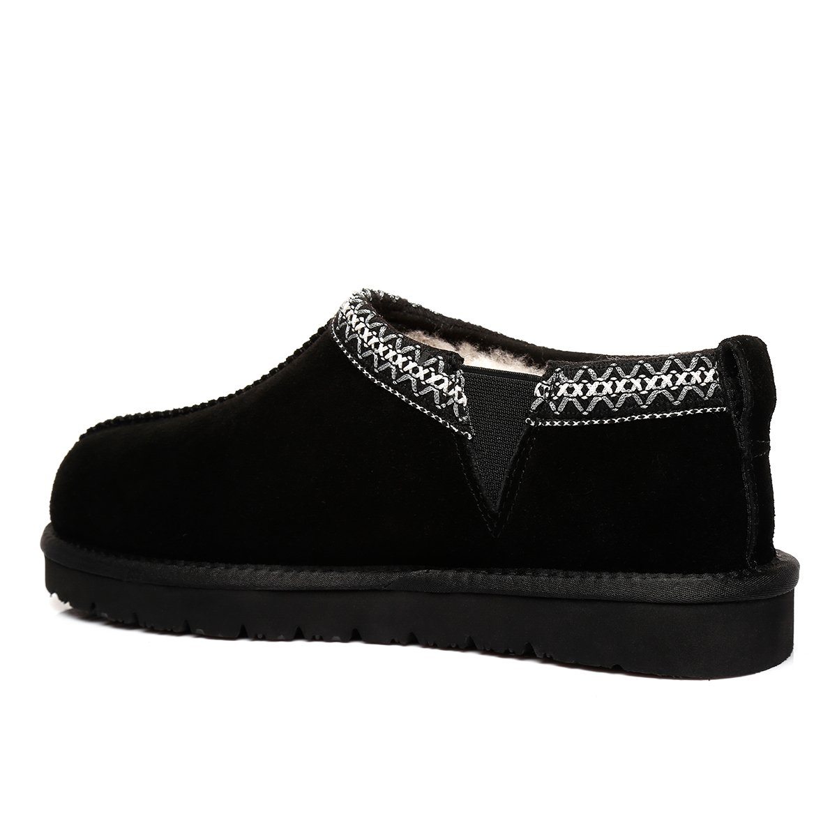 EverUgg Vince men's sheepskin slippers with plush interior and suede exterior, designed for cozy comfort and casual wear.