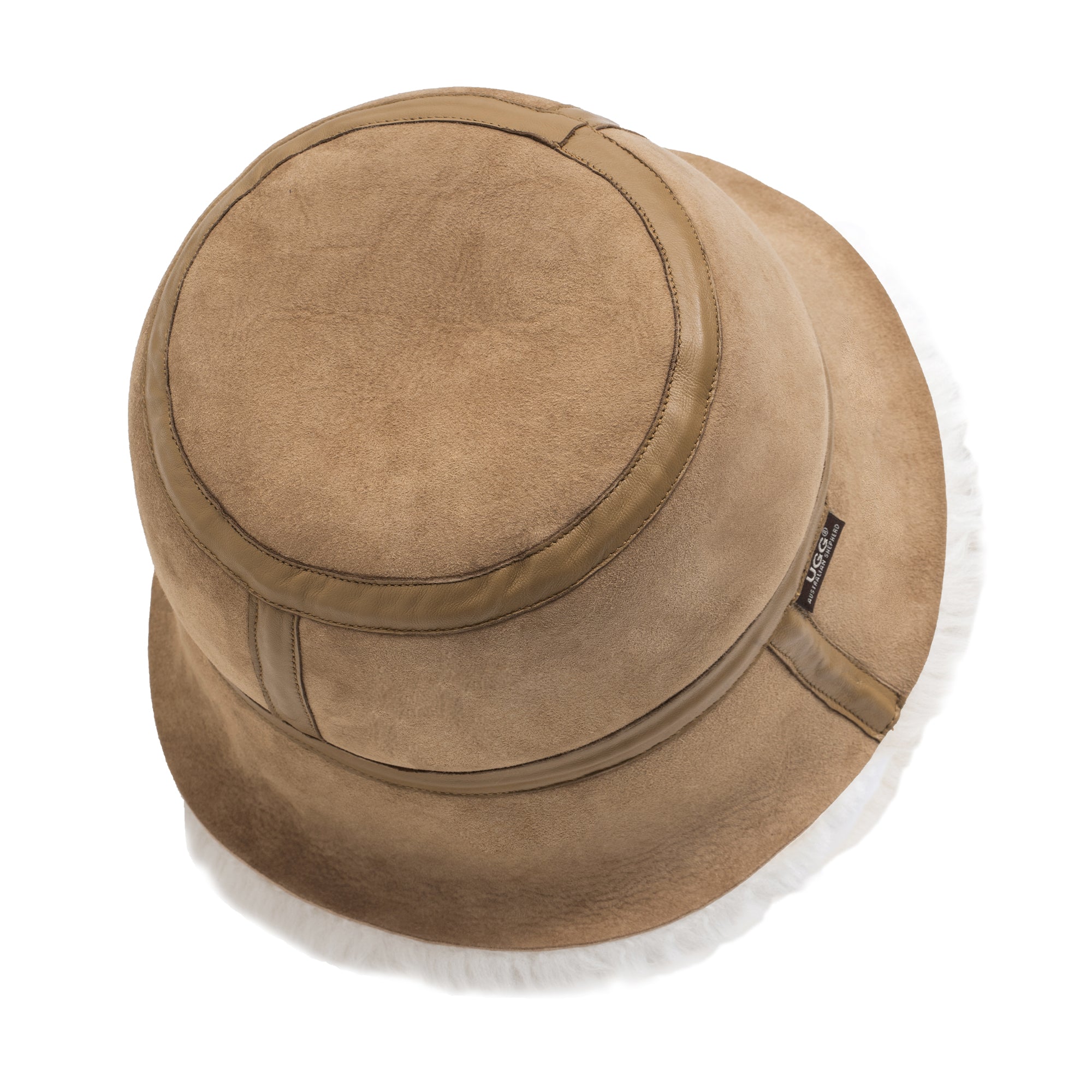EverUgg winter sheepskin wool bucket hat, cozy and stylish accessory with soft sheepskin texture and wide brim for warmth.