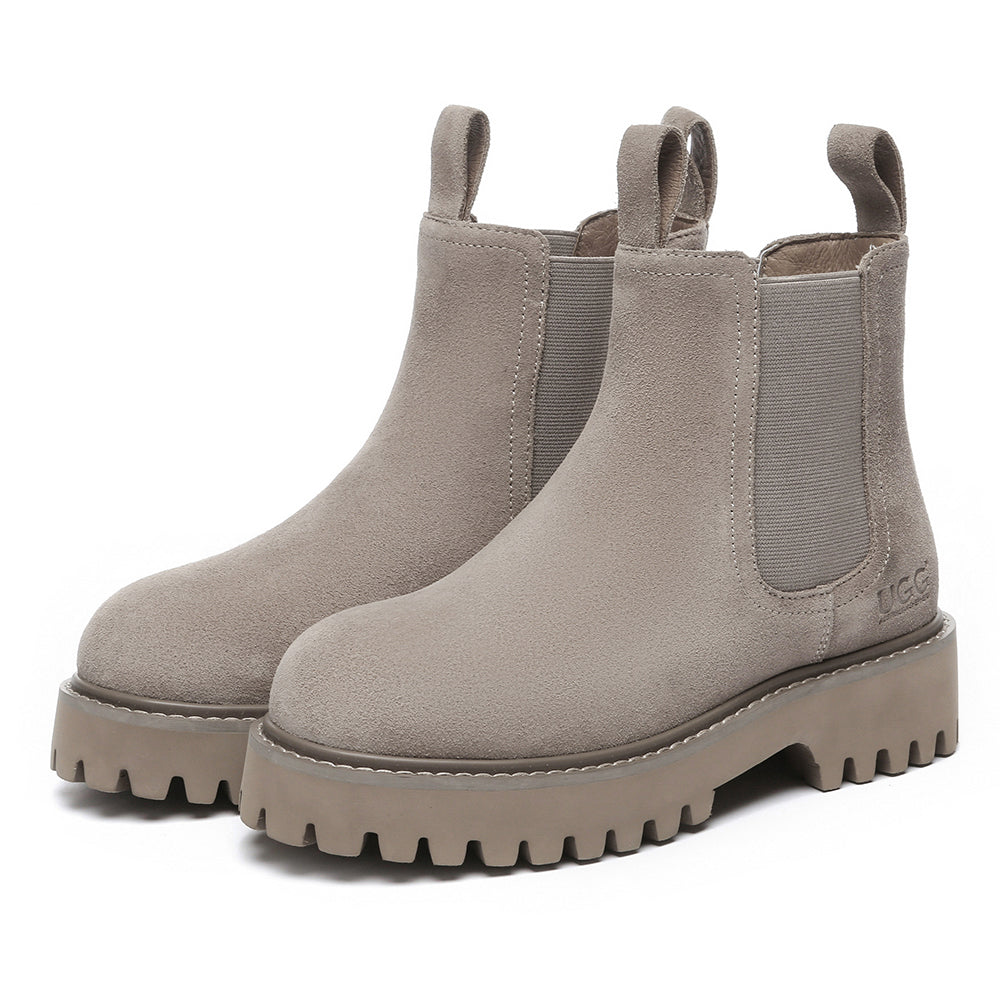 Women EverUgg Chelsea Boots in caramel leather with elastic side panels and low heel, stylish and comfortable for everyday wear.