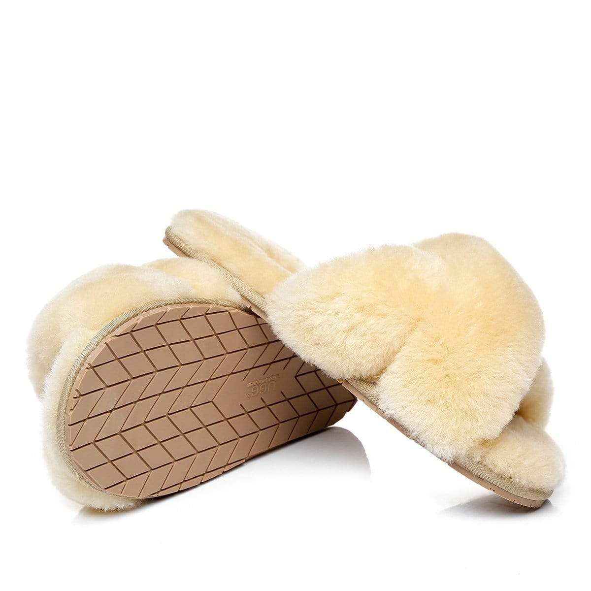 EverUgg Premium Cross Fluff Slides for women with soft, plush cross-fluff design, open-toe slippers ideal for casual wear.