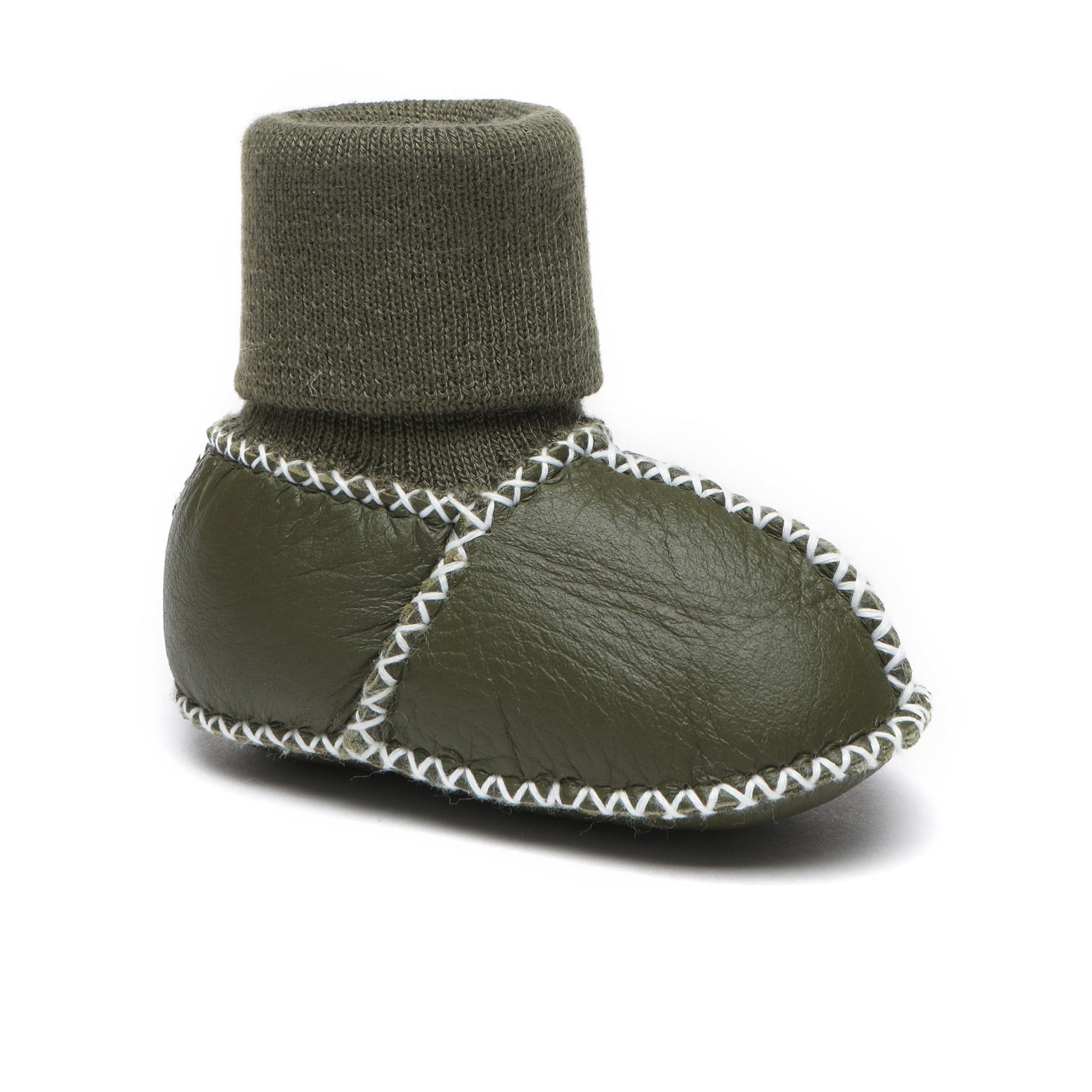EverUgg baby booties in soft, cozy UGG style shoes for infants, featuring plush material and slip-on design.