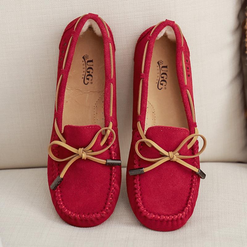 AuSnow UGG Ozsnow Moccasin slippers for women, cozy slip-on shoes with soft material and classic moccasin design.