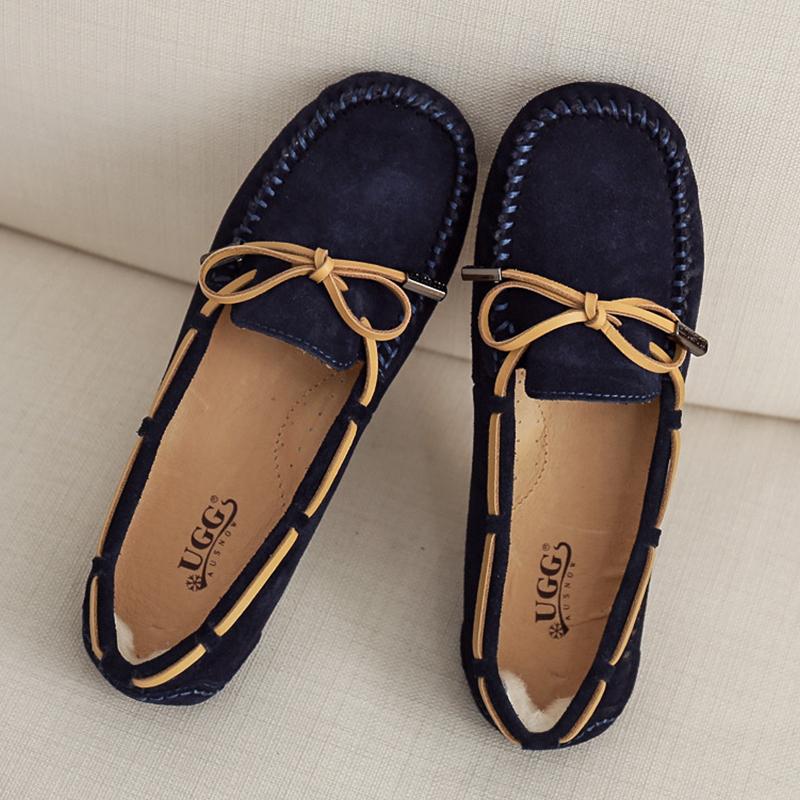 AuSnow UGG Ozsnow Moccasin slippers for women, cozy slip-on shoes with plush lining and moccasin-style design.