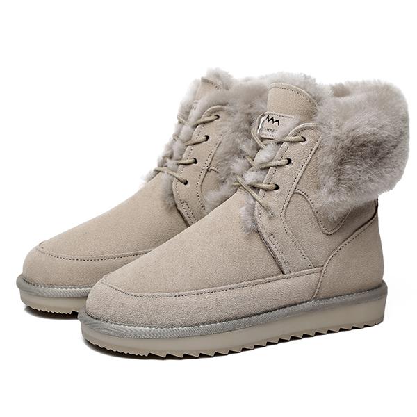EverUgg winter fashion lace-up boots for women, showcasing stylish ankle-high shoes with laces and durable winter material.