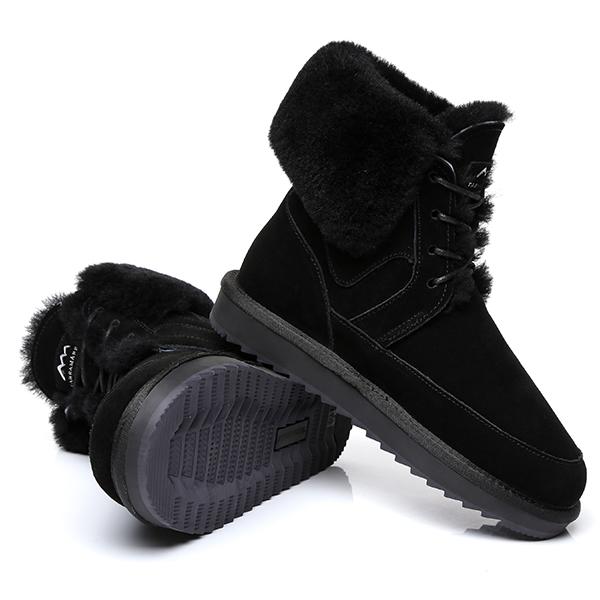 EverUgg winter lace-up boots for women with fur lining, stylish design, and sturdy sole, perfect for cold weather fashion.