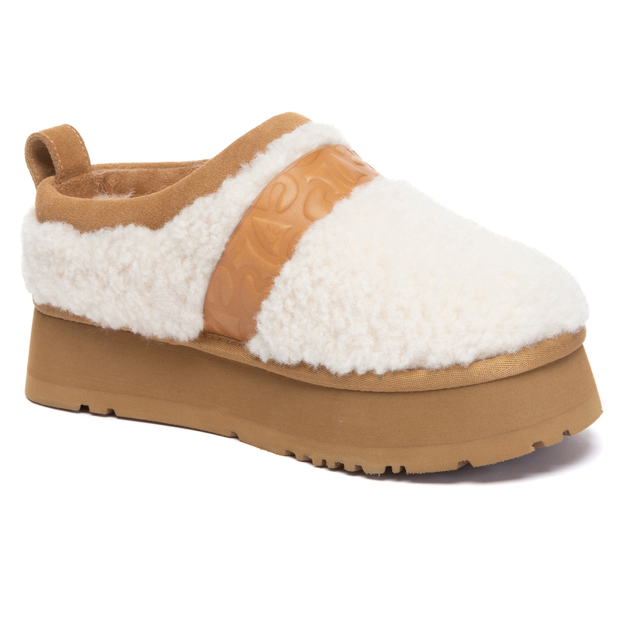 EverUgg ankle shearling platform slippers with plush shearling lining and rugged sole for cozy comfort and stylish wear.