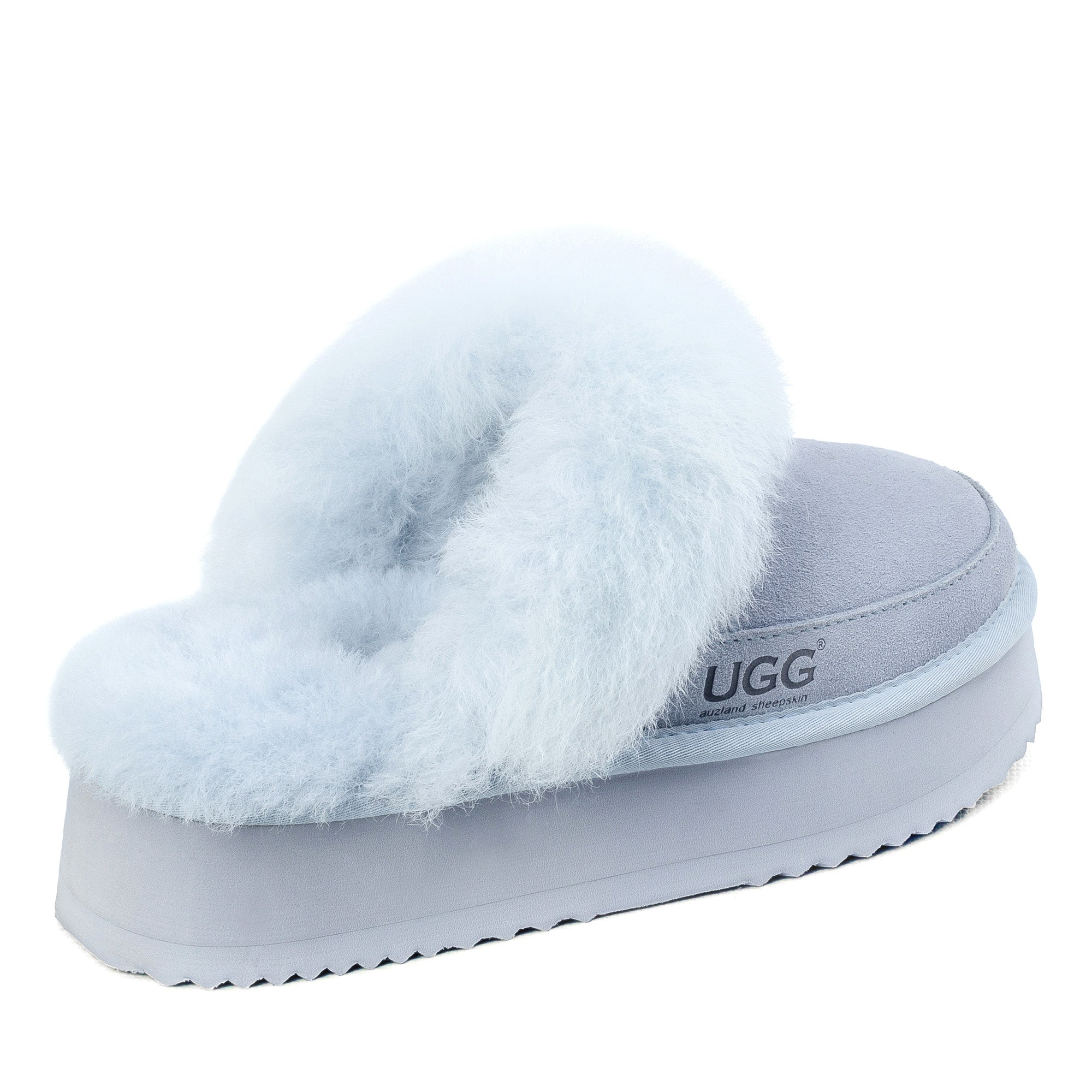 Auzland Classic Platform UGG Slippers with cozy scuff design, featuring soft material and platform sole for comfortable indoor wear.