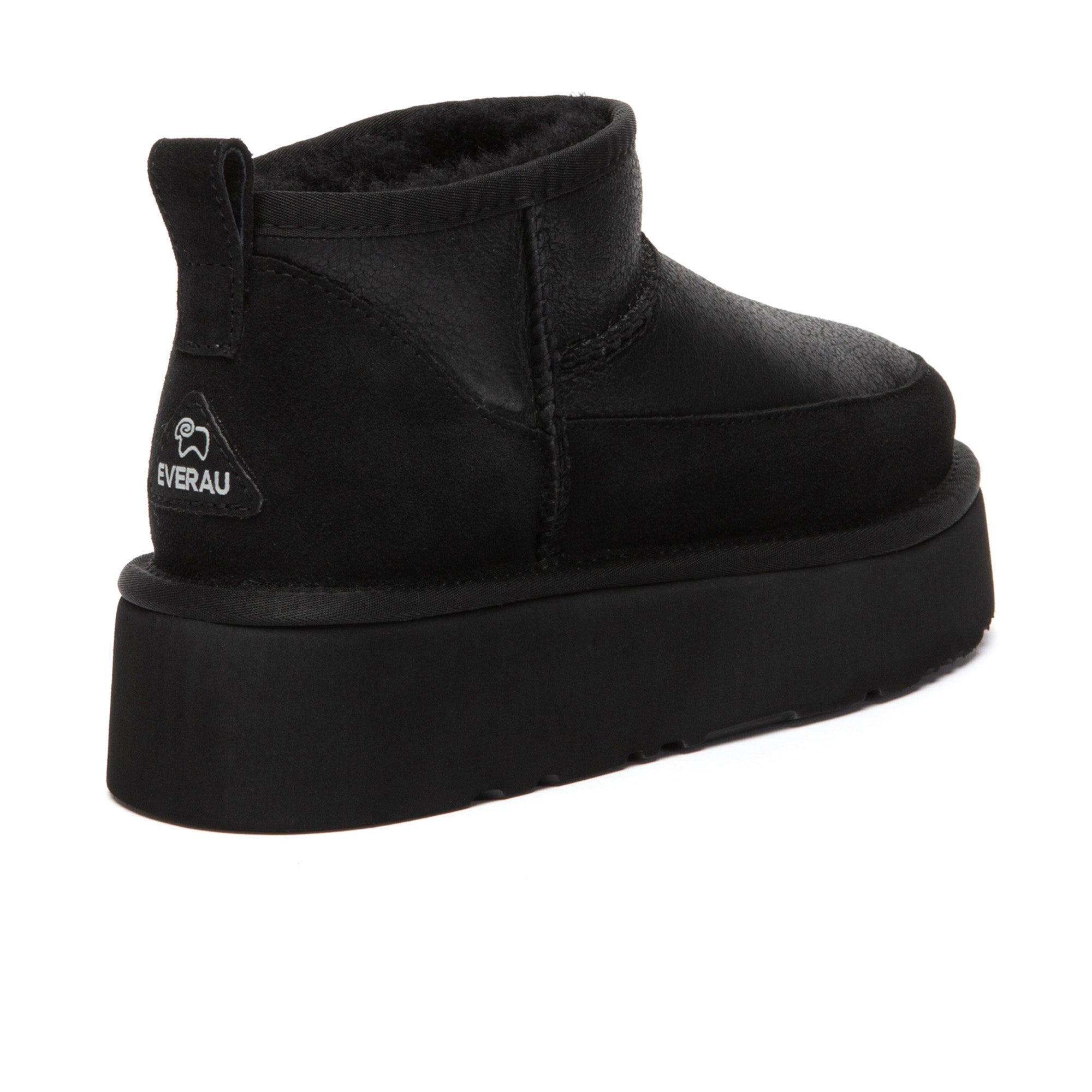 EverUgg Earlova UGG boots in plush sheepskin, tan color, with cozy sheepskin lining and classic UGG silhouette.