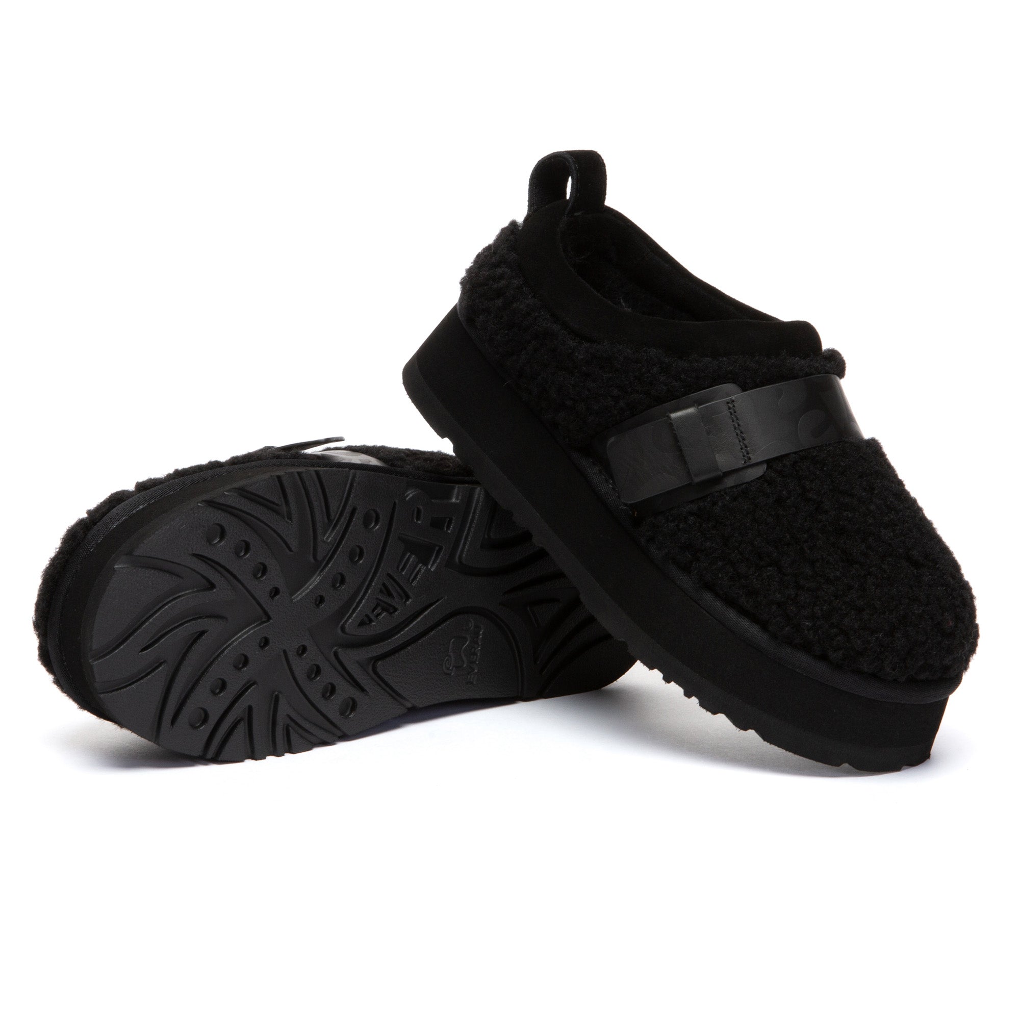 EverUgg Ultra Mini Maphie UGG slippers with plush lining and soft suede exterior, perfect for cozy indoor wear.