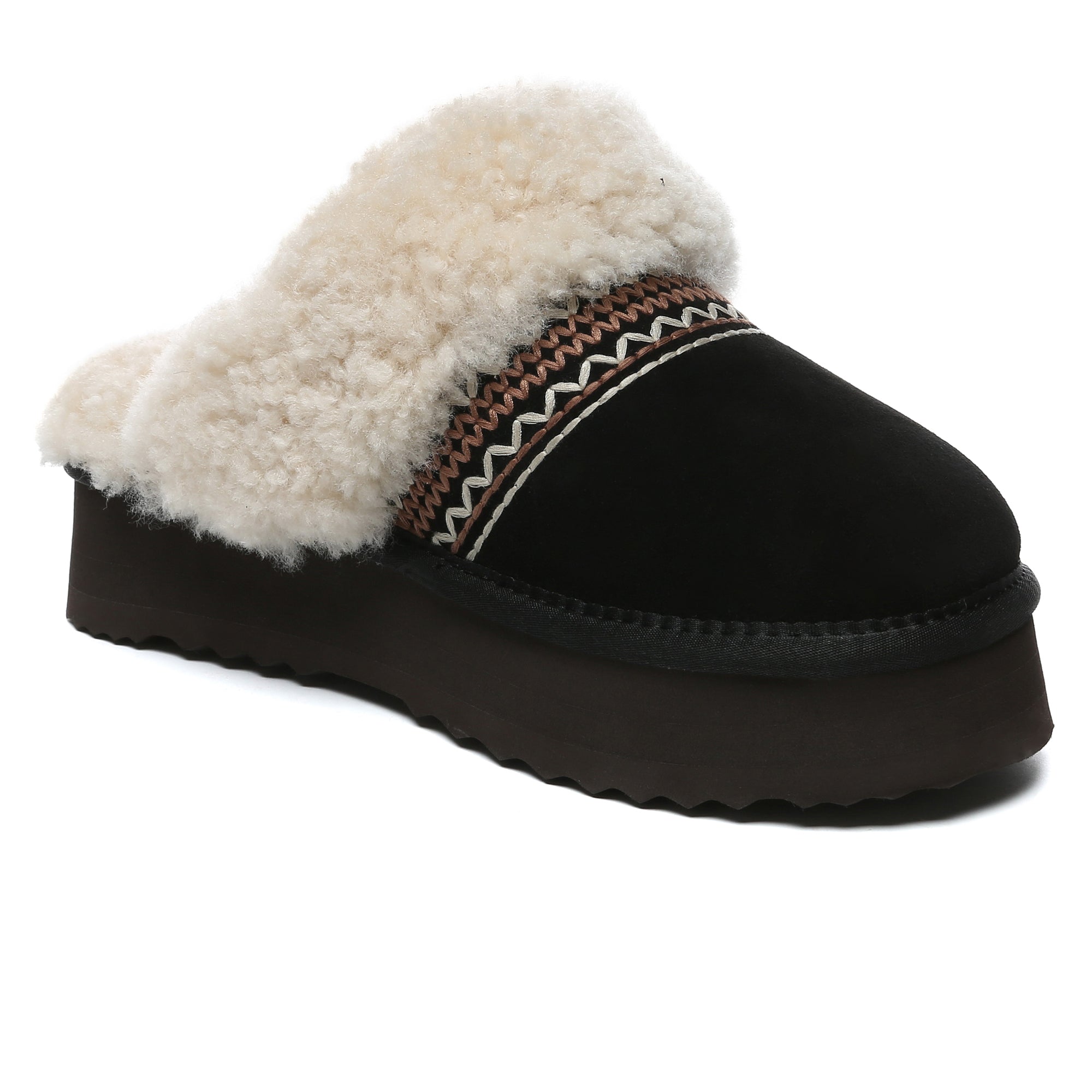 EverUgg Bohemian knitted UGG platform slippers for women, featuring cozy knit design and elevated sole for stylish comfort.