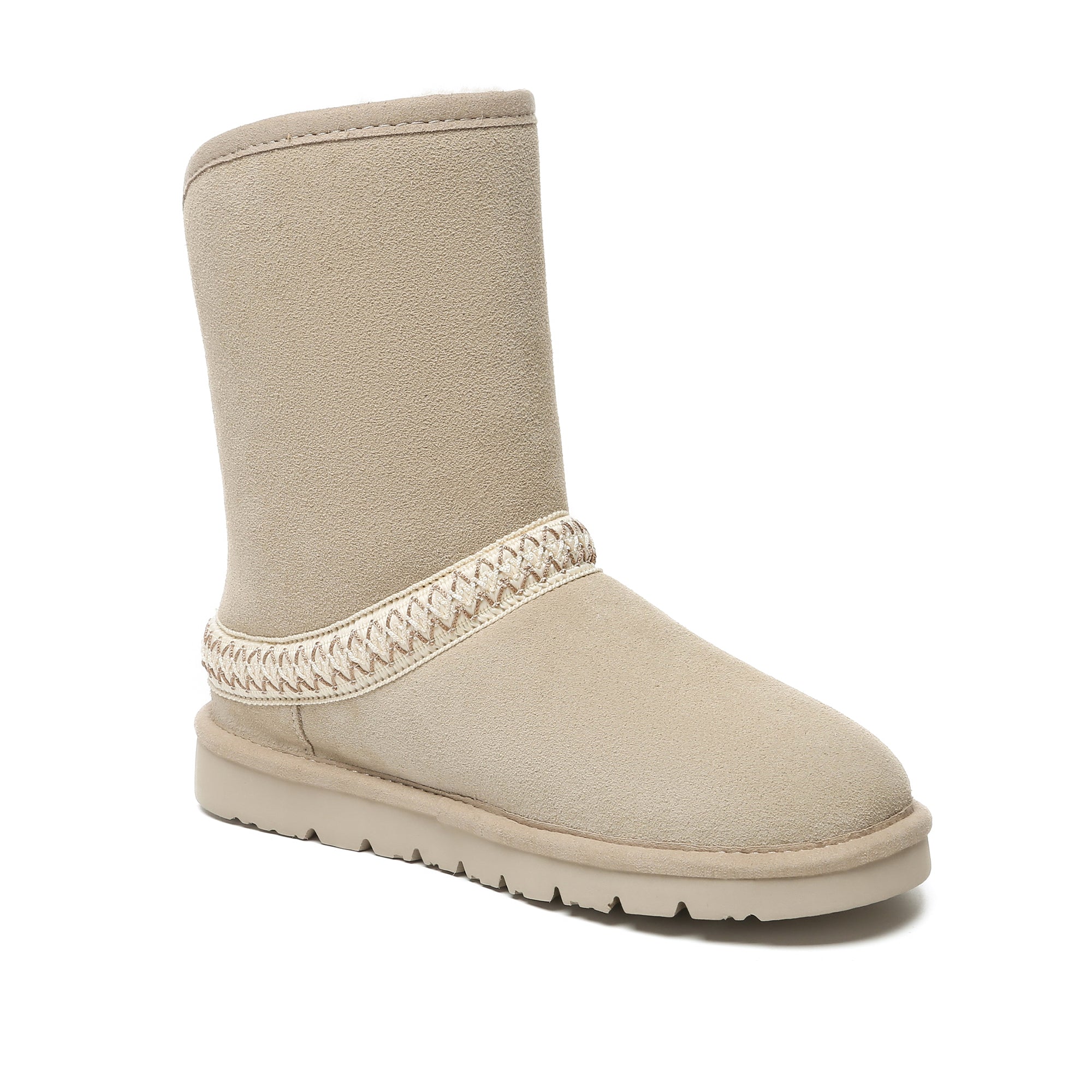 EverUgg Bohemian knitted UGG short classic boots for women, featuring a cozy knitted design and casual footwear style.