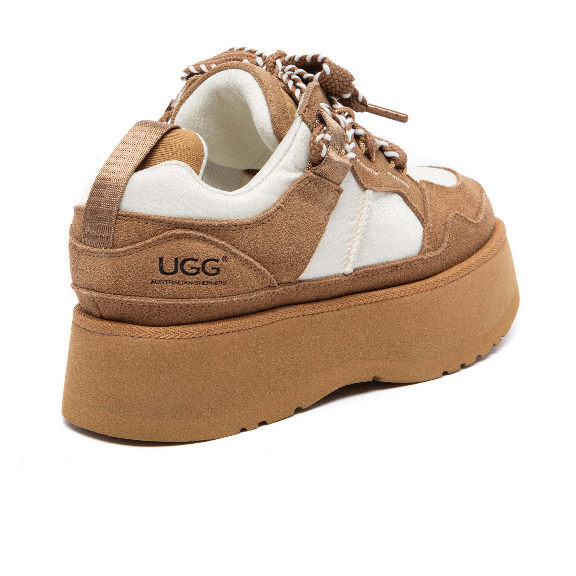 EverUgg Lowemel platform UGG sneakers featuring a stylish design with a chunky sole and casual sneaker style.