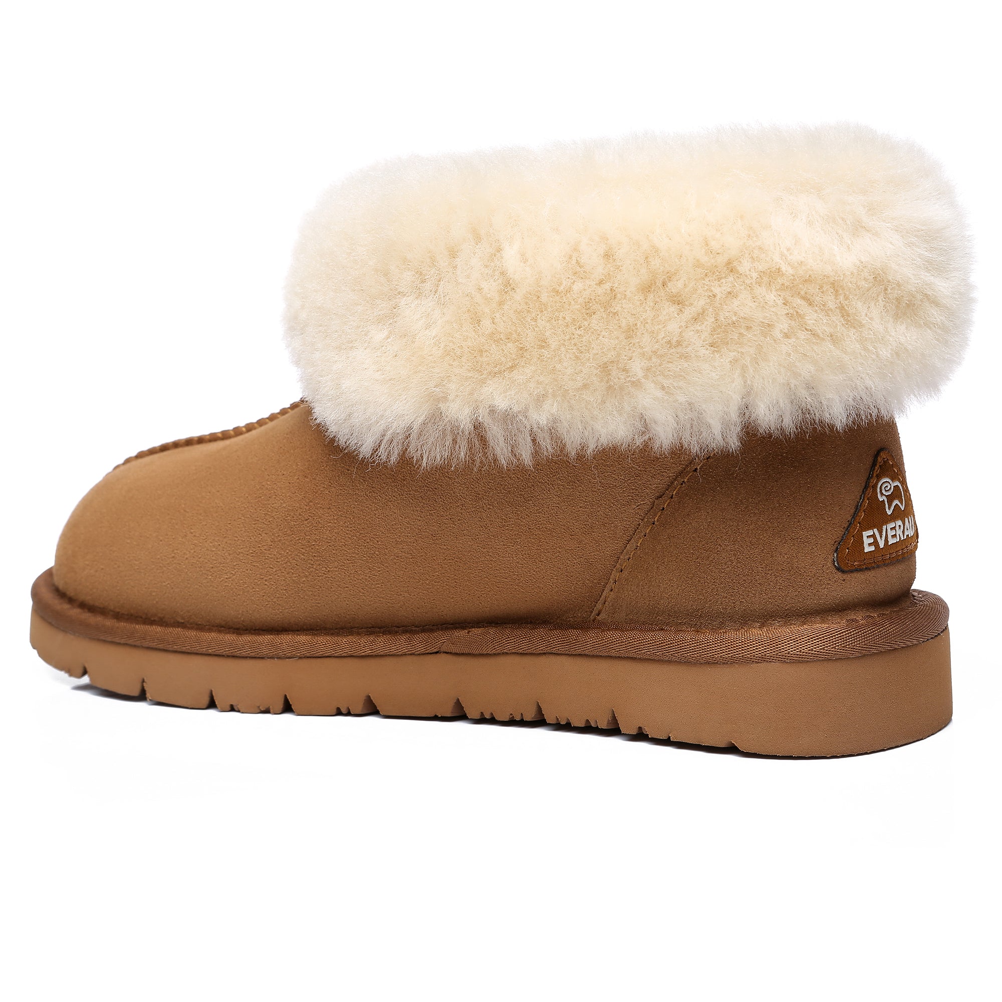 EverUgg Classic Mallow Sheepskin UGG slipper for women with plush sheepskin lining and comfortable slip-on design.