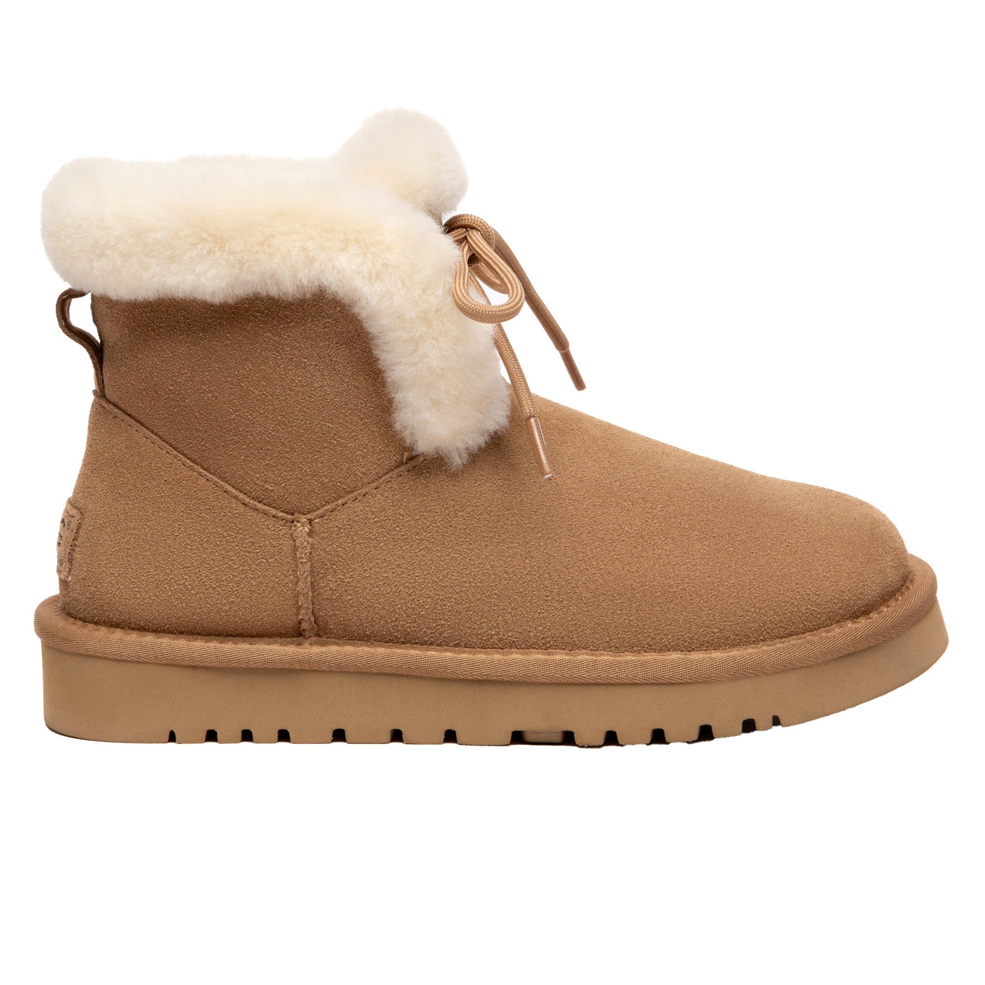 EverUgg Deva casual lace-up UGG boots with soft suede material and rugged rubber soles, styled for everyday wear.