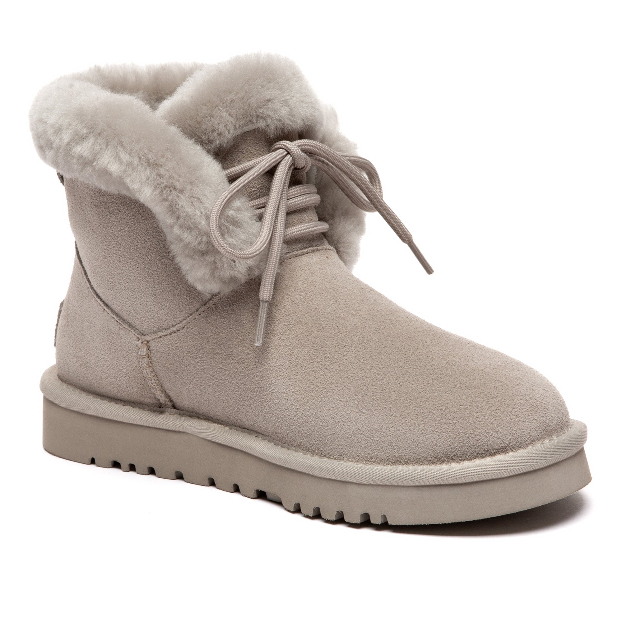 EverUgg Deva casual lace-up boots with a soft suede finish and sturdy rubber soles, designed for comfort and style.