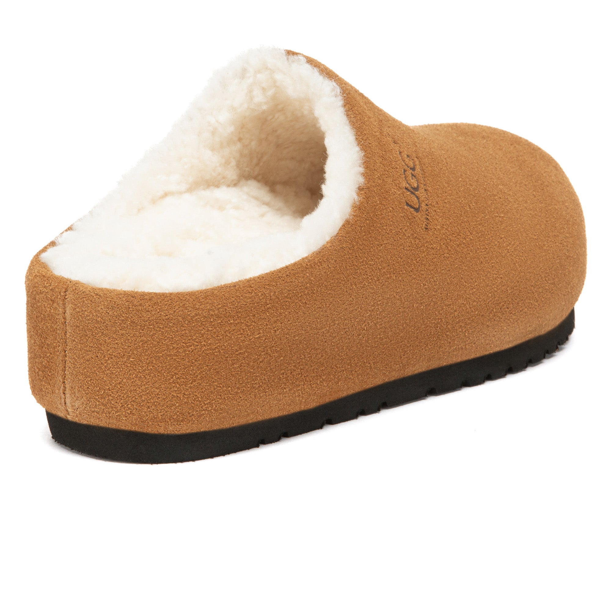 EverUgg Eleani slip-on slippers with soft fabric and cozy design, perfect for comfortable indoor wear.