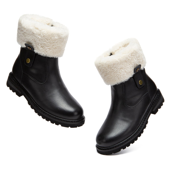 EverUgg Fluffy Collar Leather Boots featuring a cozy sheepskin-lined collar and sleek leather exterior.