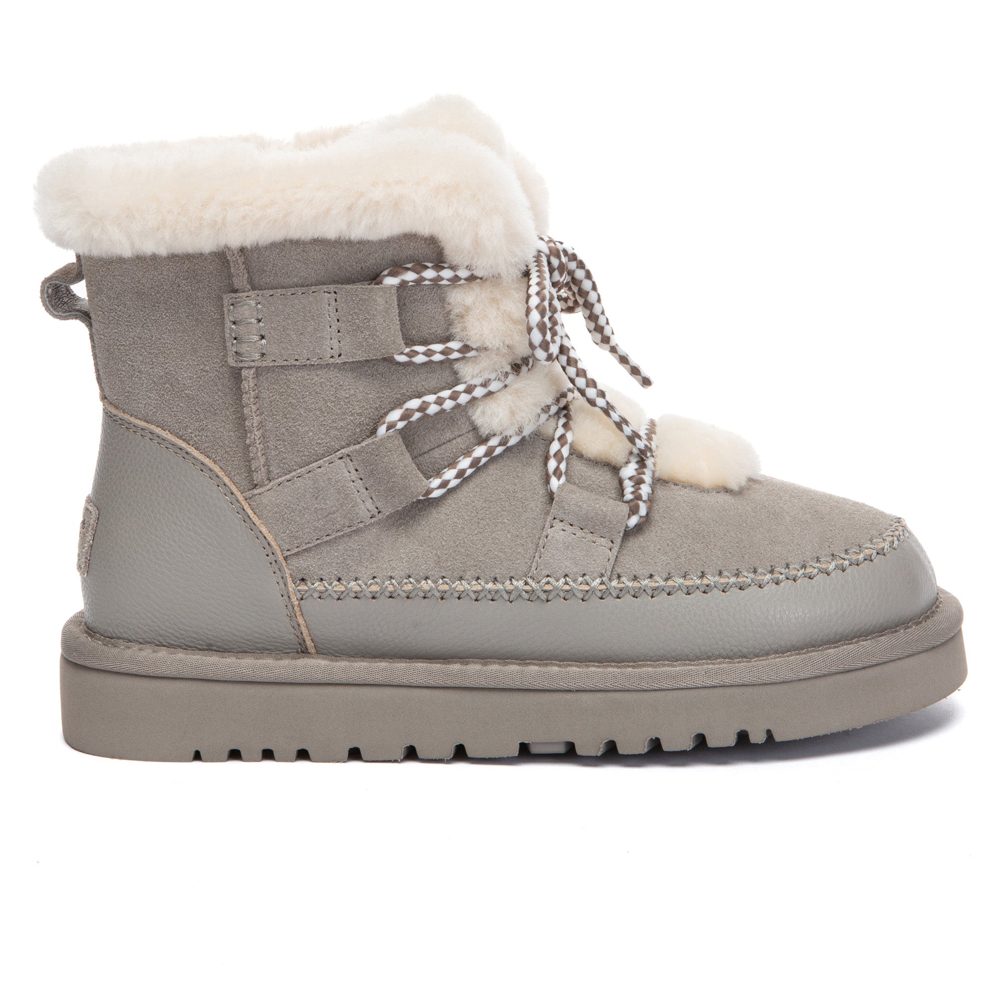 EverUgg Elvora UGG boots in tan with plush fur lining, showcasing their cozy and stylish design.