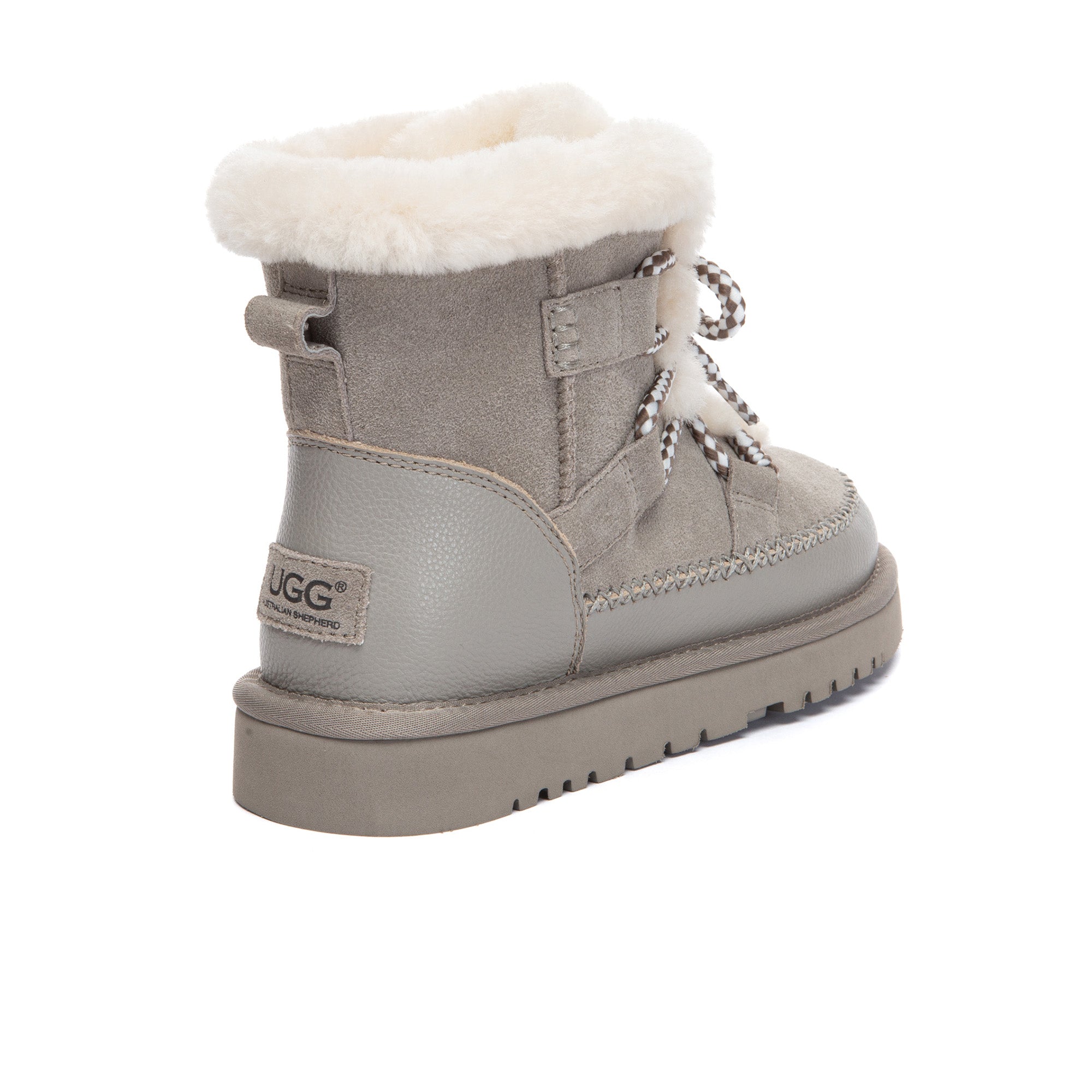 EverUgg Elvora UGG boots in soft, plush sheepskin with a classic slip-on design and cozy fur lining.