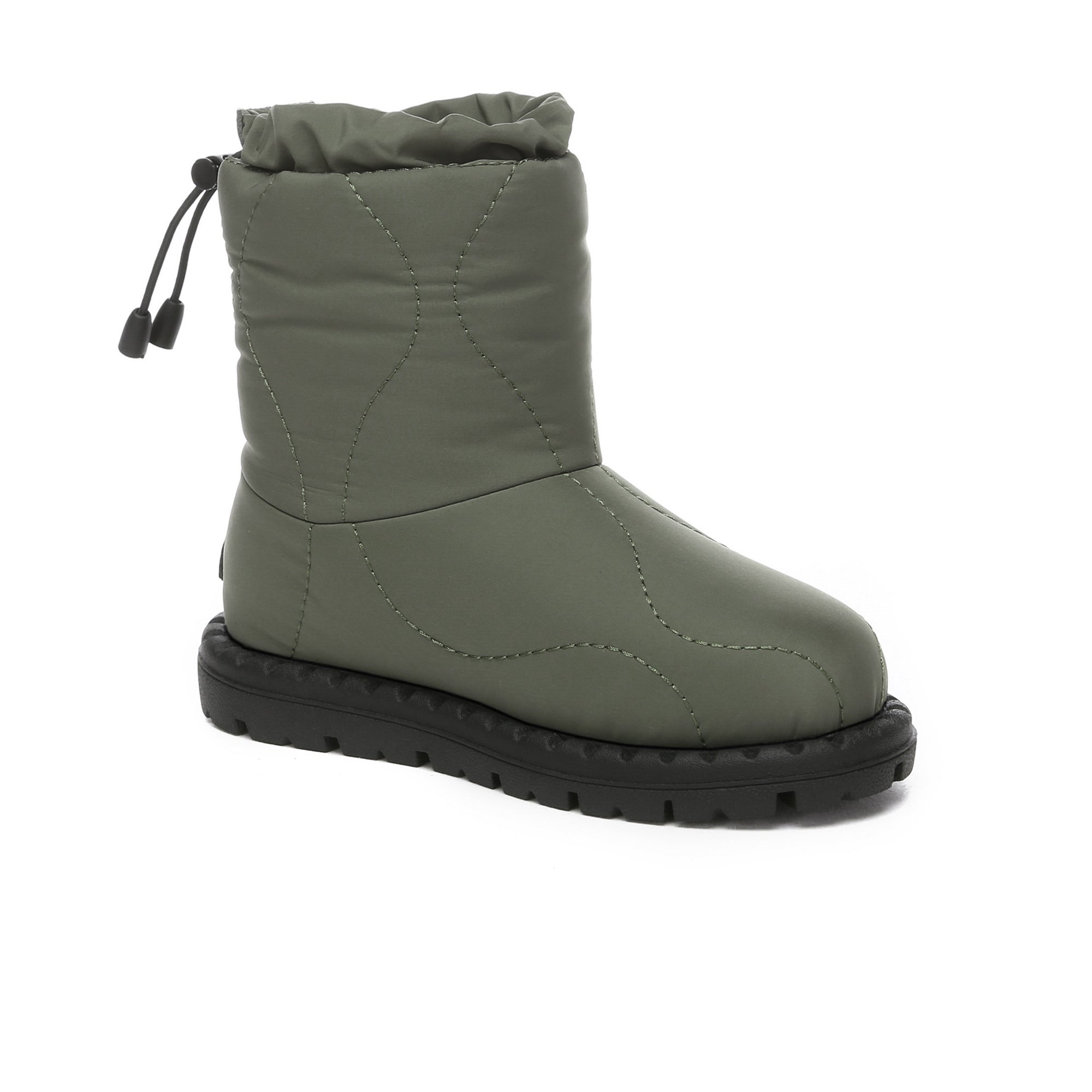 Kids waterproof sheepskin UGG boots by EverUgg featuring soft fabric and durable soles, designed for comfort and warmth.