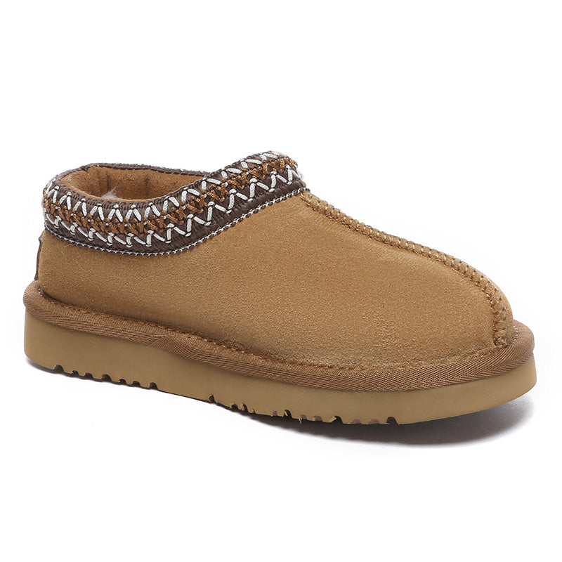 EverUgg Koori Kids UGG slippers with soft shearling lining and cozy design, perfect for children's indoor comfort.