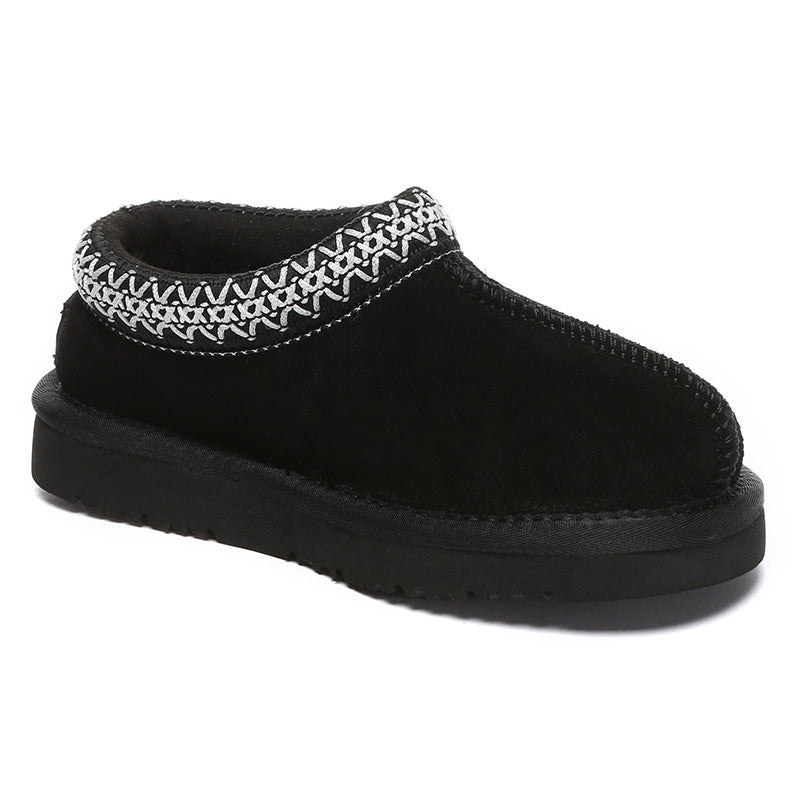 EverUgg Koori Kids UGG slippers in cozy, plush design with soft soles, perfect for children’s indoor comfort.